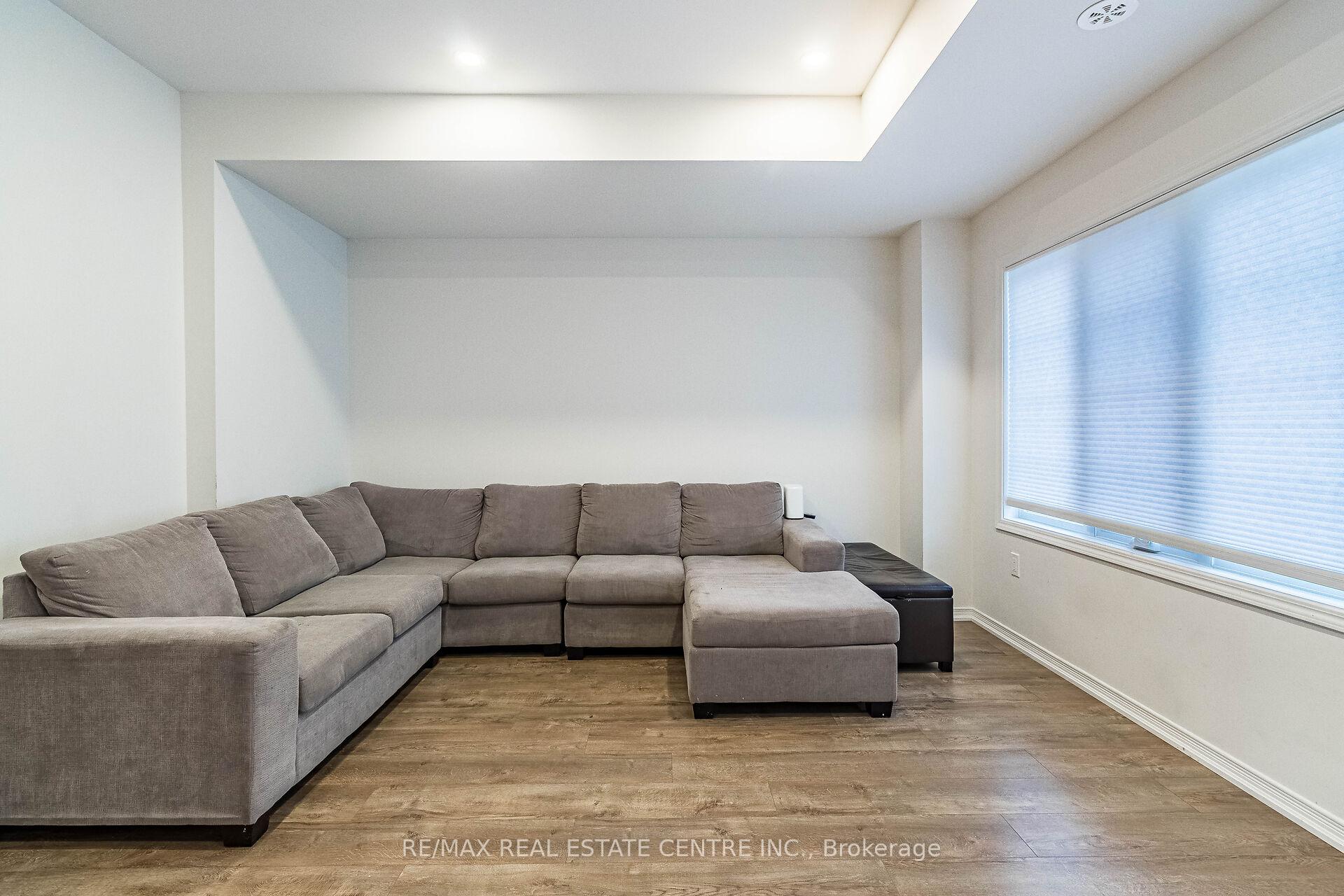 Photo 8 of Unit 77, 277 Danzatore Path, Oshawa, Windfields — HOMEH