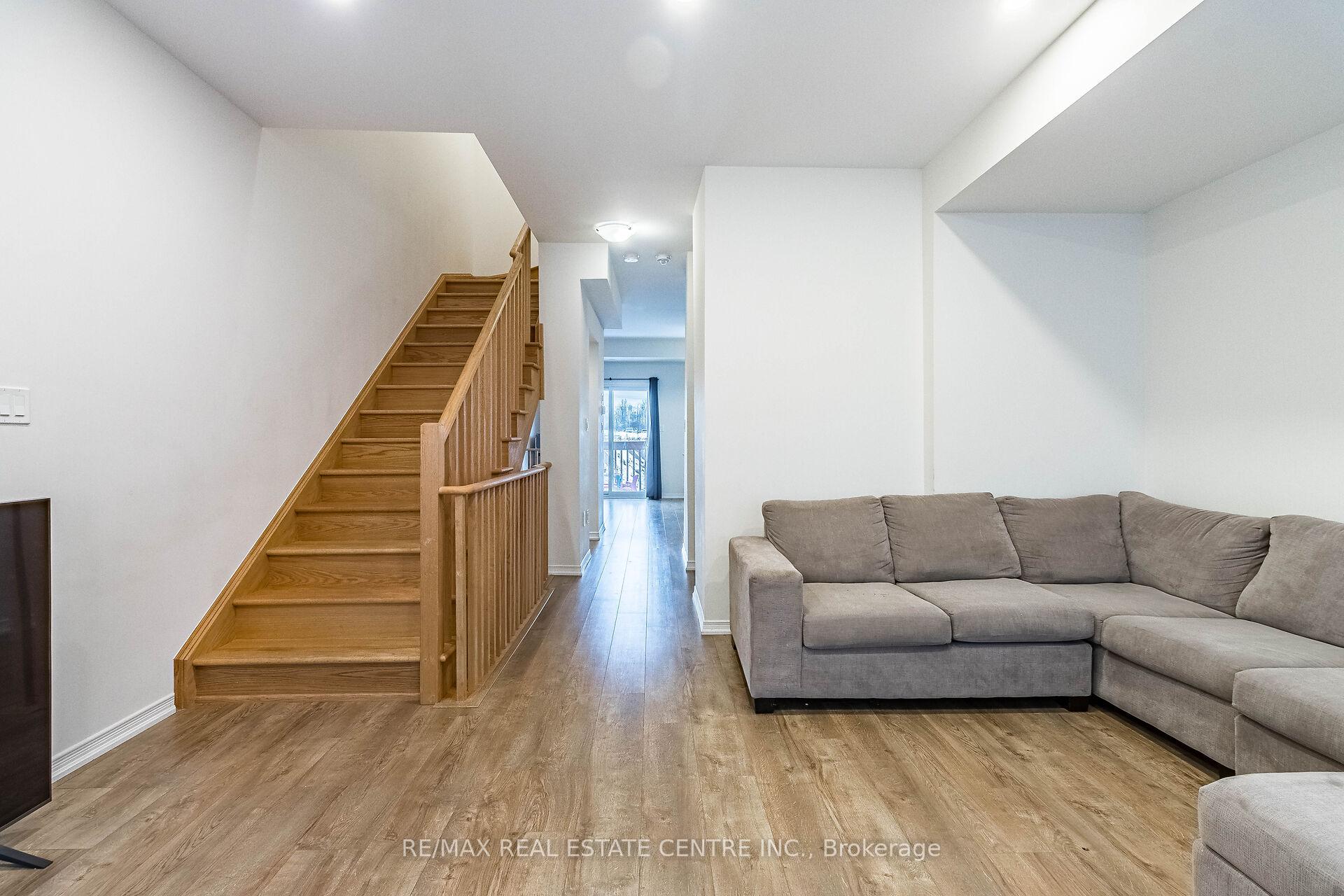 Photo 15 of Unit 77, 277 Danzatore Path, Oshawa, Windfields — HOMEH