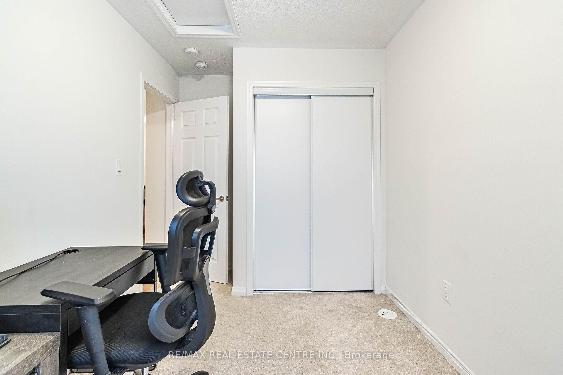 Photo 5 of Unit 77, 277 Danzatore Path, Oshawa, Windfields — HOMEH