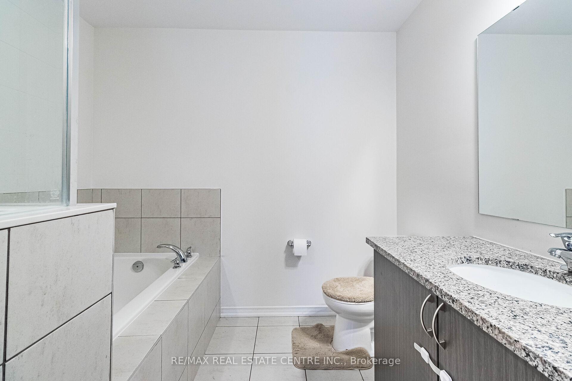 Photo 19 of Unit 77, 277 Danzatore Path, Oshawa, Windfields — HOMEH