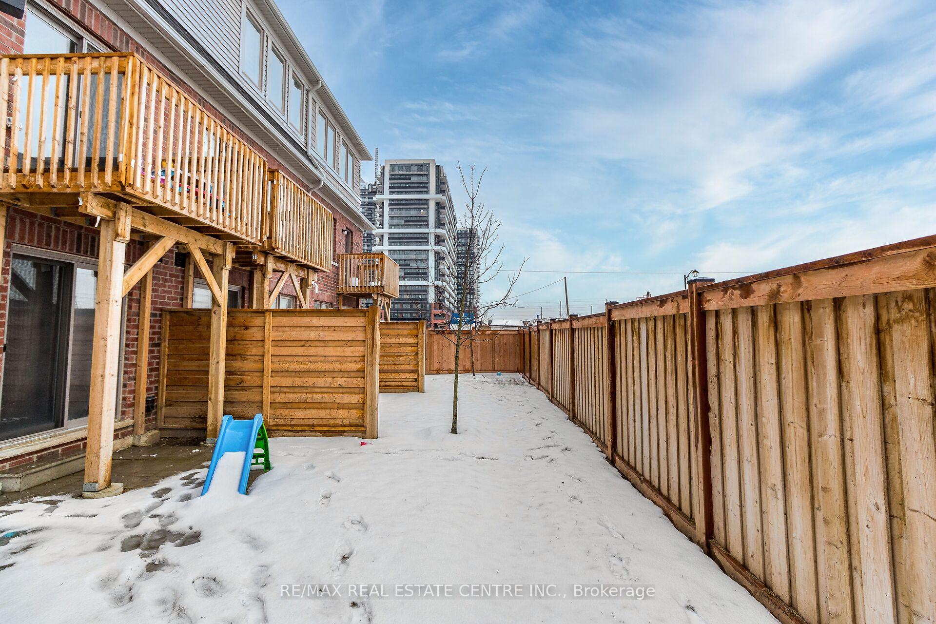 Photo 24 of Unit 77, 277 Danzatore Path, Oshawa, Windfields — HOMEH