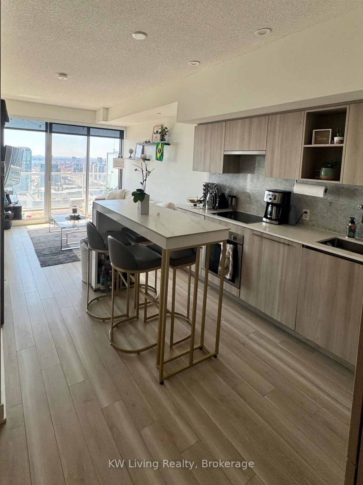 Photo 9 of Unit 4001, 19 Bathurst Street, Toronto, Waterfront Communities — HOMEH