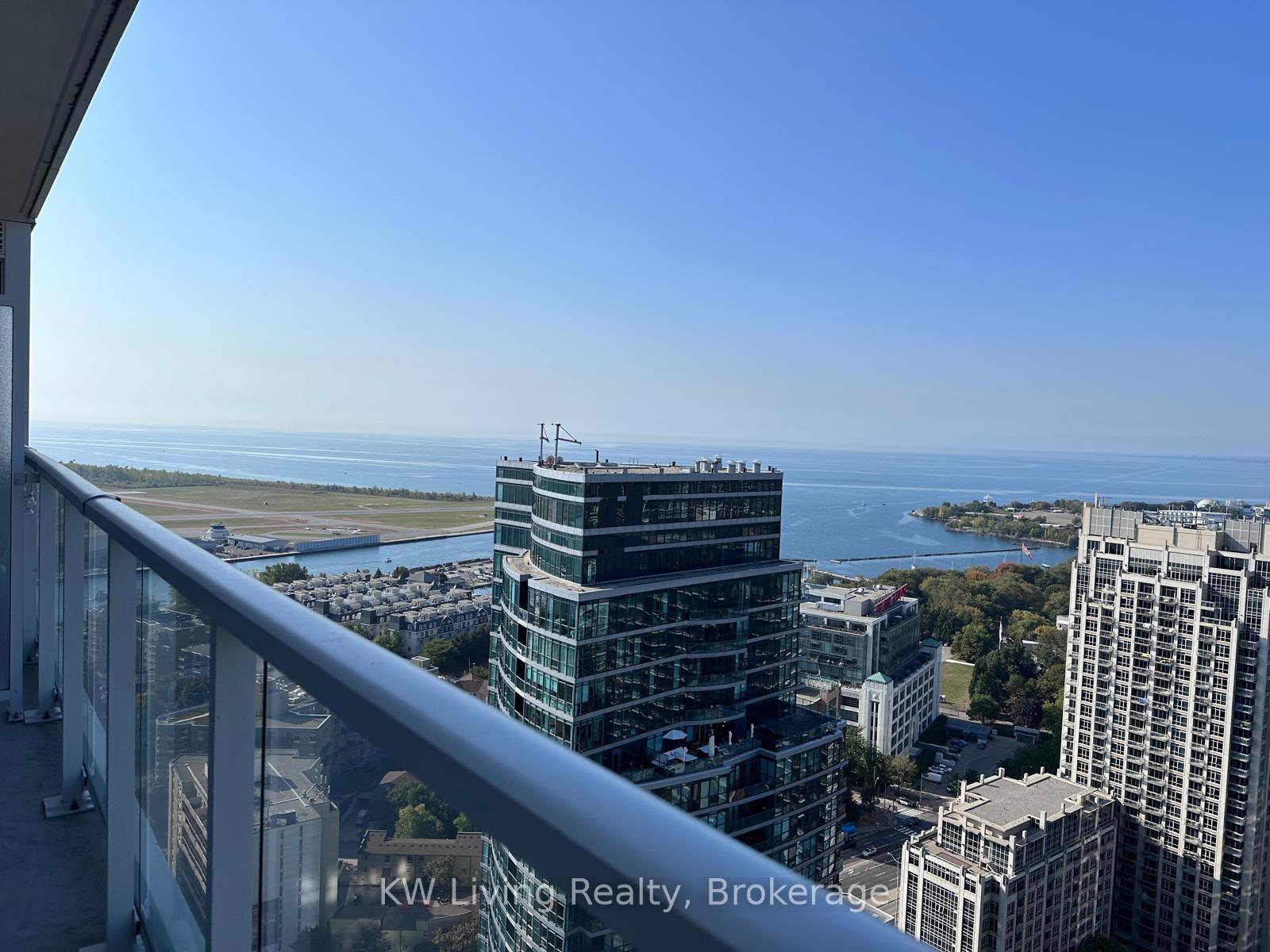 Photo 7 of Unit 4001, 19 Bathurst Street, Toronto, Waterfront Communities — HOMEH