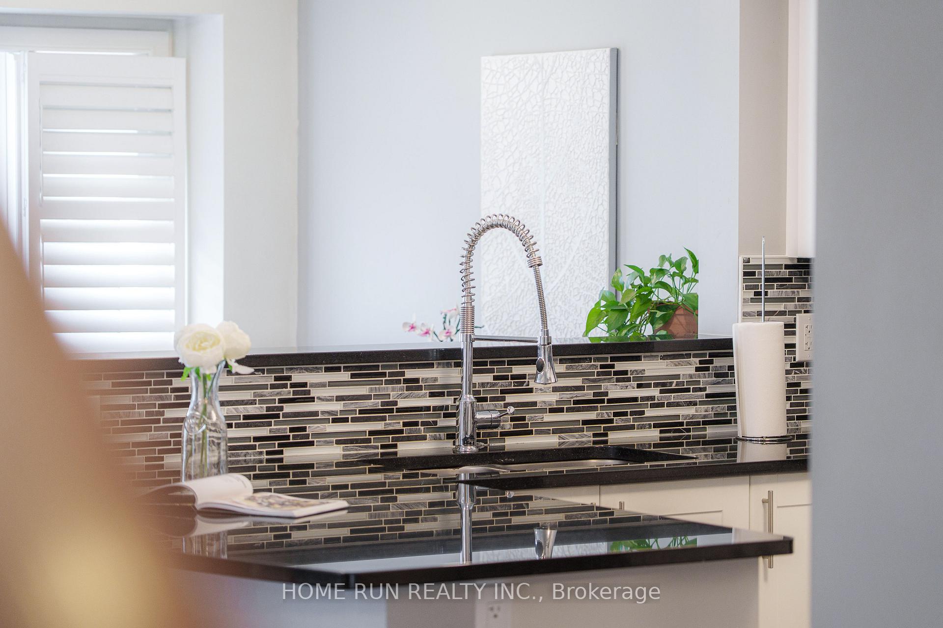 Photo 15 of 319 Laguna Street, Ottawa, Leitrim — HOMEH