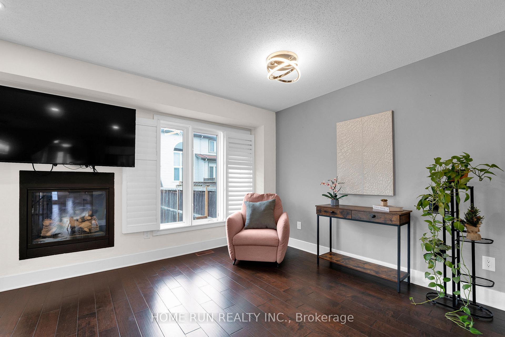 Photo 21 of 319 Laguna Street, Ottawa, Leitrim — HOMEH