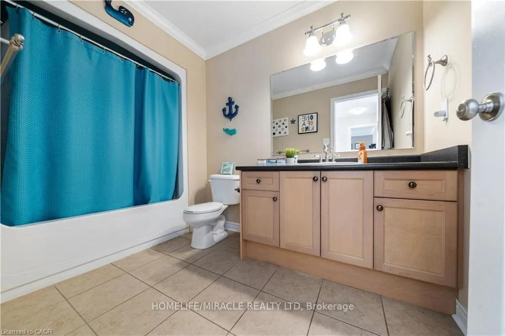 Photo 17 of 281 Doon South Drive, Kitchener, Doon South — HOMEH