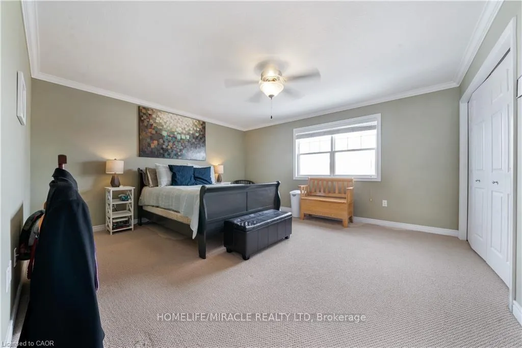 Photo 19 of 281 Doon South Drive, Kitchener, Doon South — HOMEH