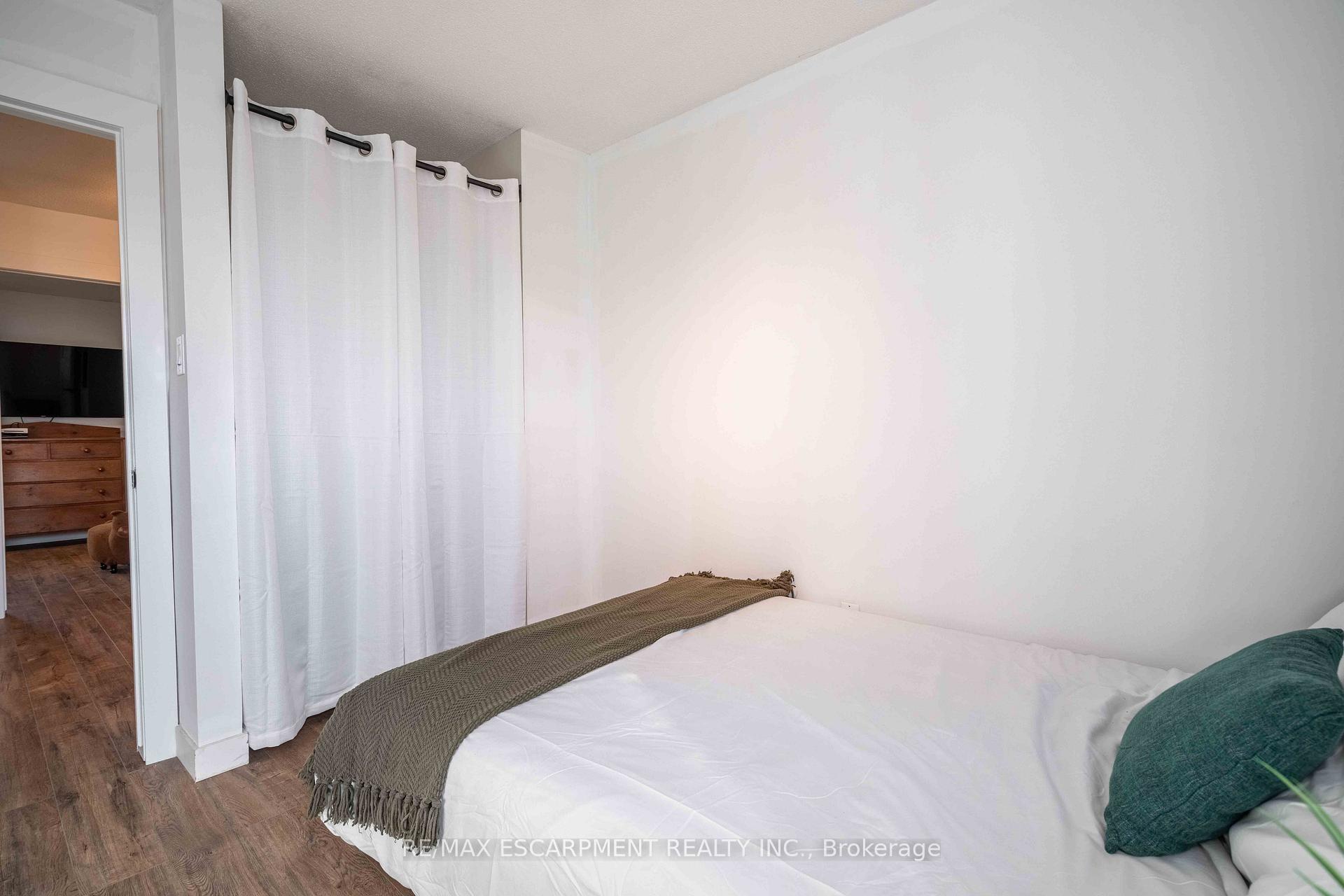Photo 39 of Unit 11, 1190 Upper Ottawa Street, Hamilton, Quinndale — HOMEH