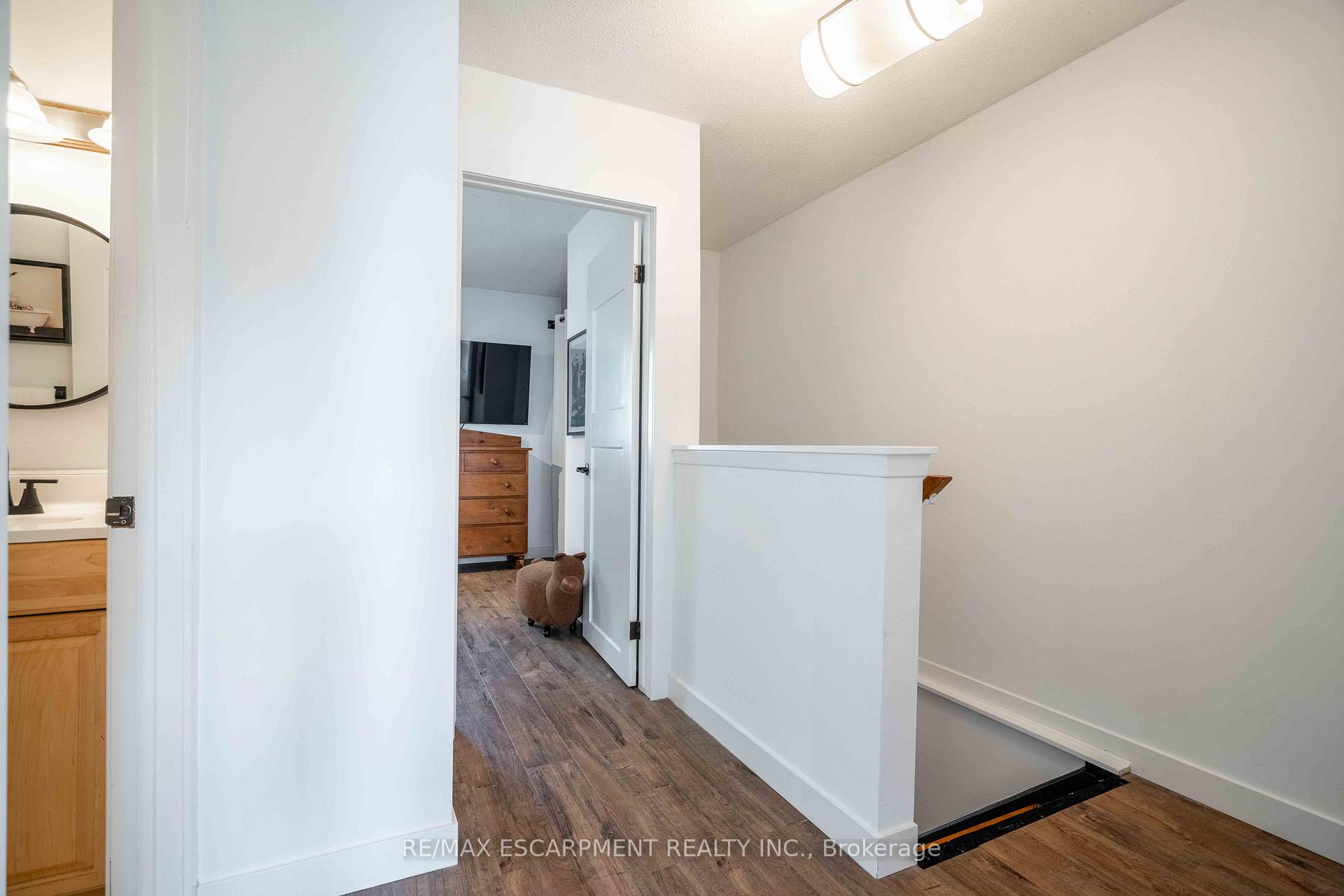 Photo 20 of Unit 11, 1190 Upper Ottawa Street, Hamilton, Quinndale — HOMEH