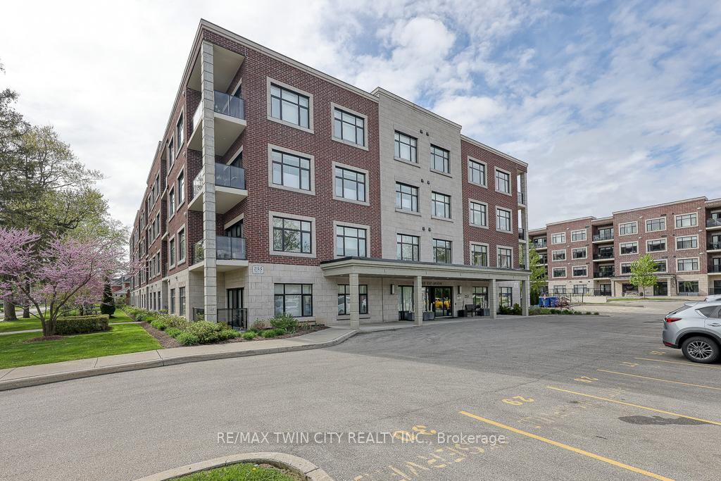 Front of Unit 413, 255 John Street N