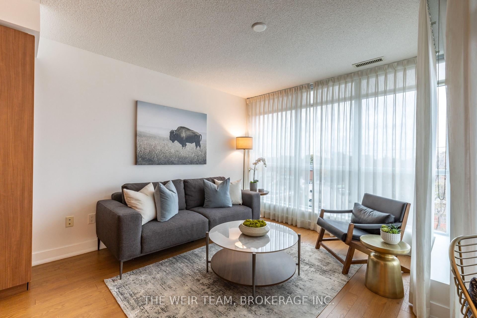 Photo 3 of Unit 505, 1048 Broadview Avenue, Toronto, Broadview North — HOMEH
