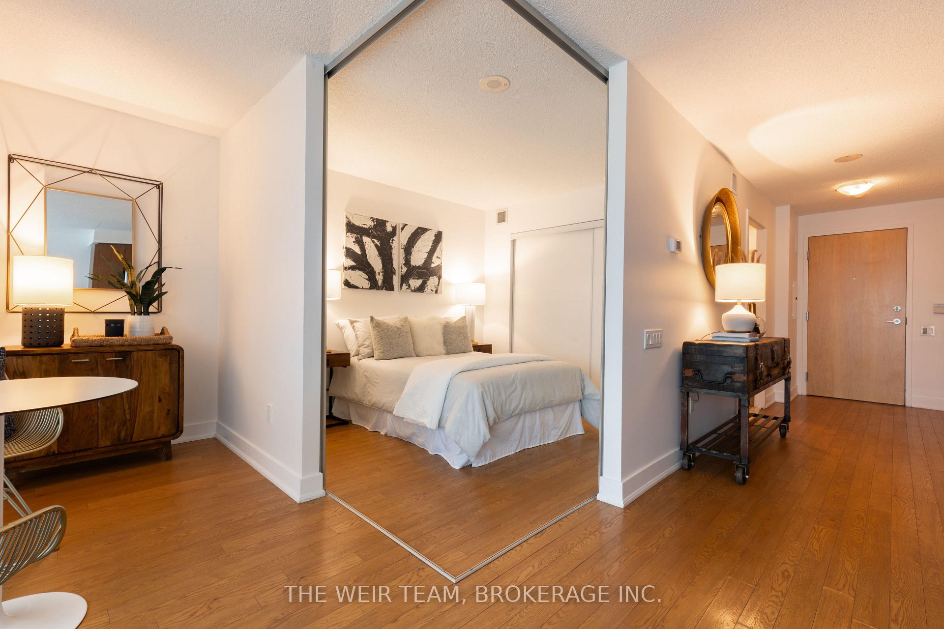 Photo 8 of Unit 505, 1048 Broadview Avenue, Toronto, Broadview North — HOMEH