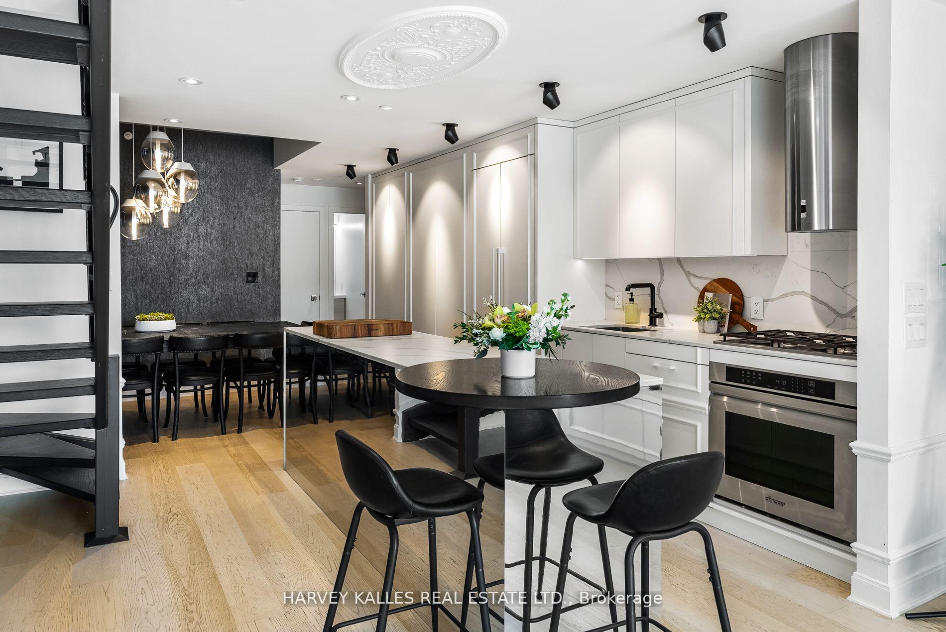 Photo 4 of Unit 104, 205 Manning Avenue, Toronto, Trinity-Bellwoods — HOMEH