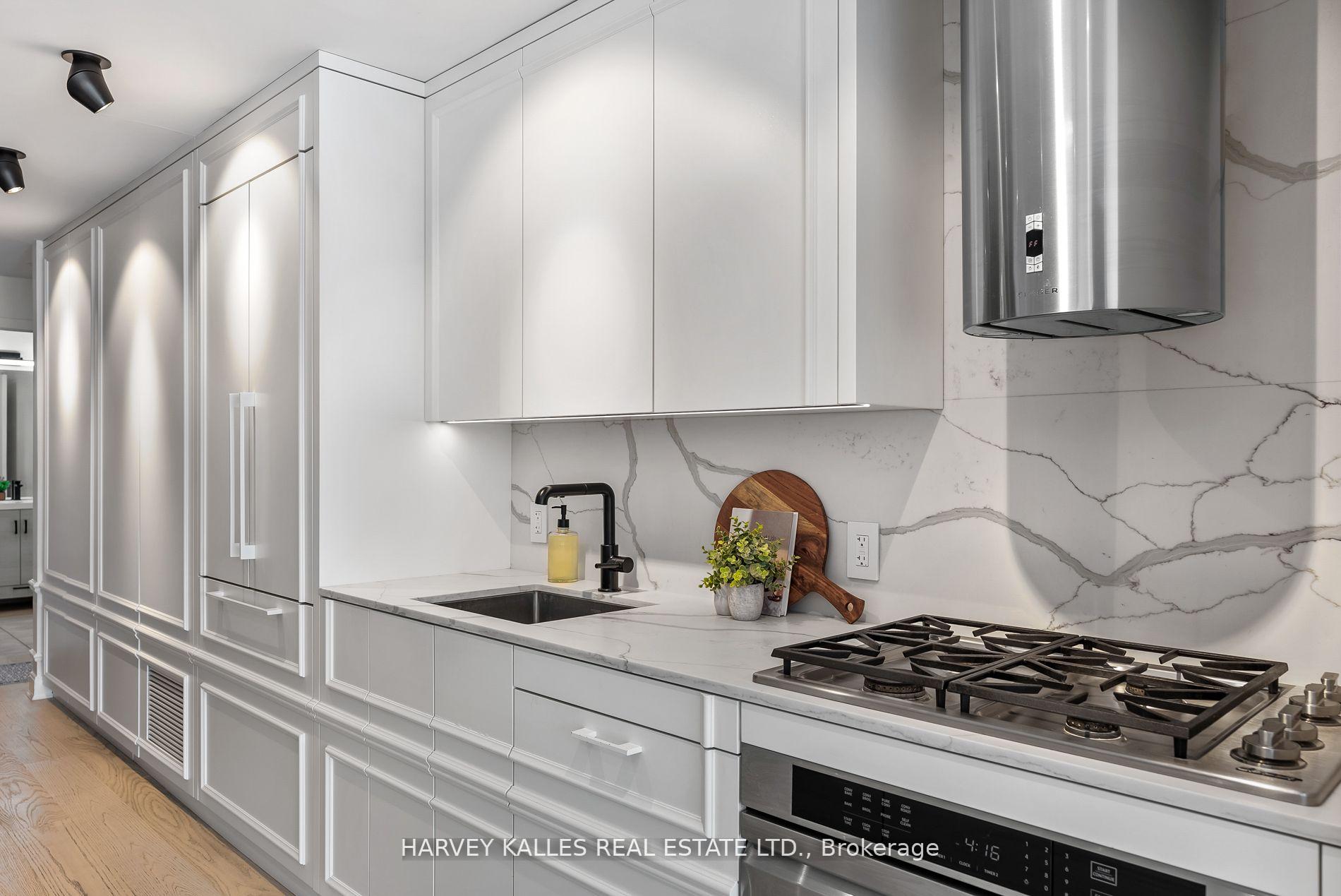 Photo 5 of Unit 104, 205 Manning Avenue, Toronto, Trinity-Bellwoods — HOMEH