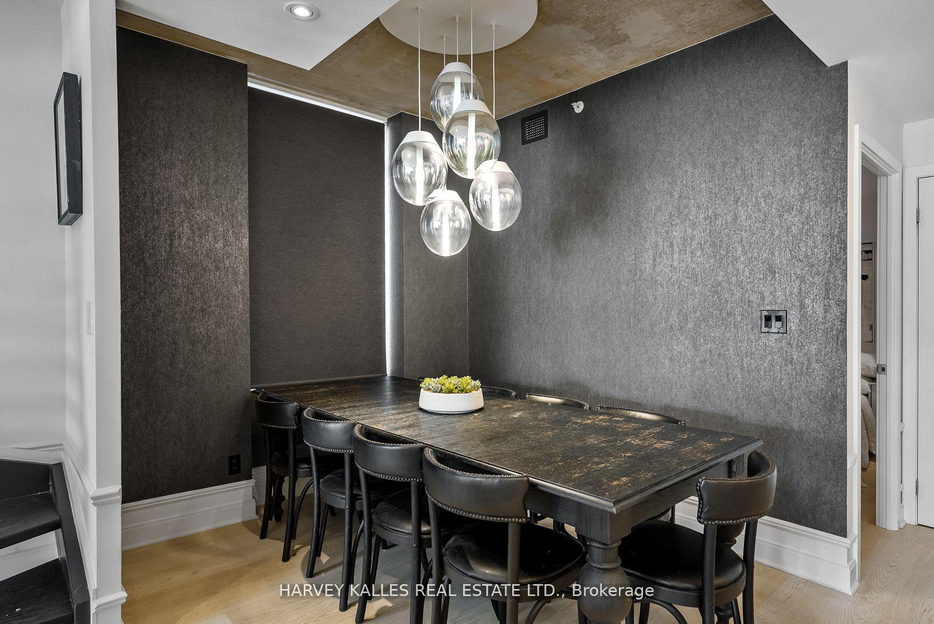 Photo 11 of Unit 104, 205 Manning Avenue, Toronto, Trinity-Bellwoods — HOMEH