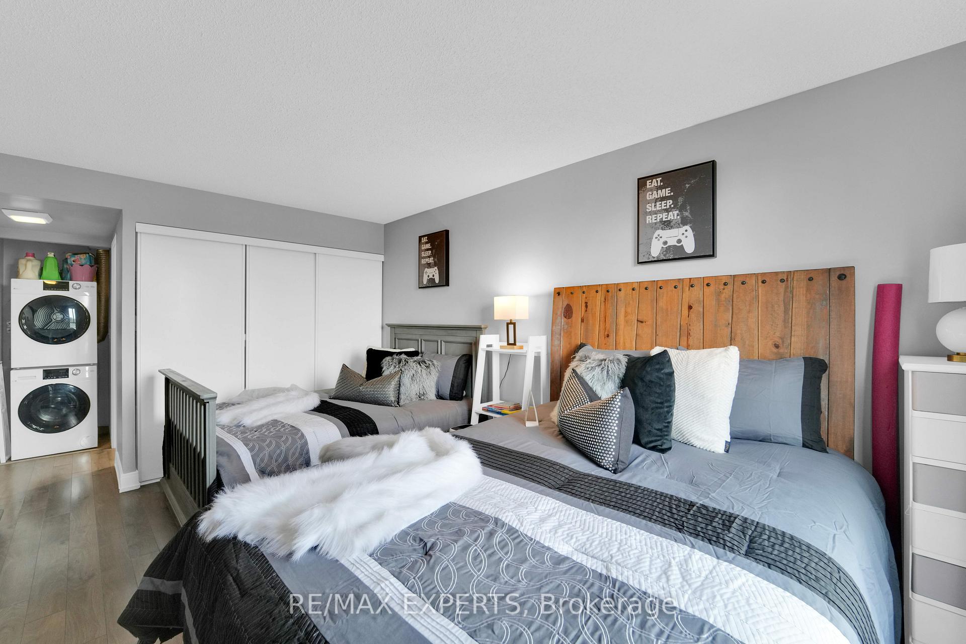 Photo 33 of Unit 404, 61 Markbrook Lane, Etobicoke, Mount Olive-Silverstone-Jamestown — HOMEH