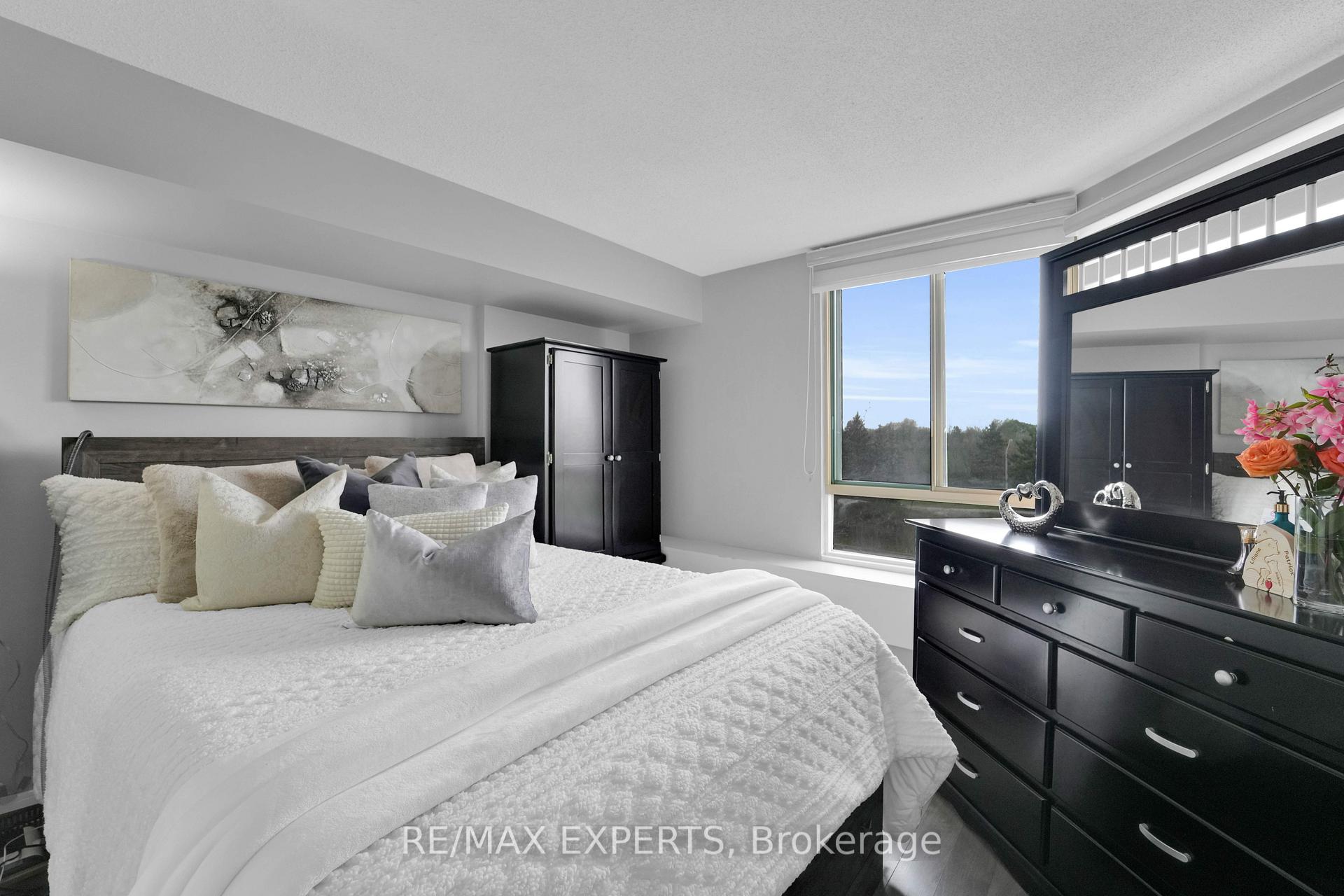 Photo 28 of Unit 404, 61 Markbrook Lane, Etobicoke, Mount Olive-Silverstone-Jamestown — HOMEH