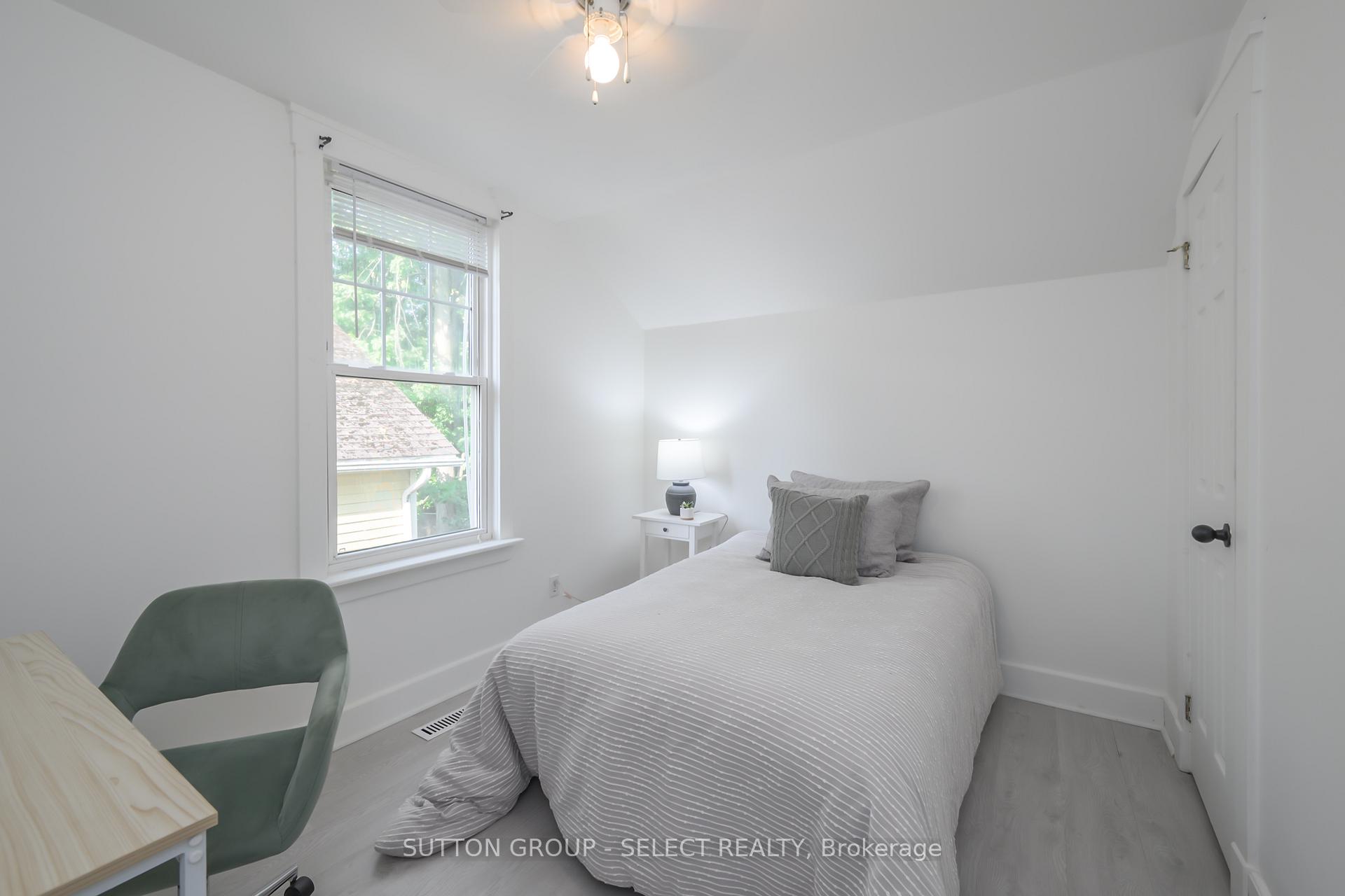 Photo 20 of 213 Main Street, Lucan Biddulph, Lucan — HOMEH