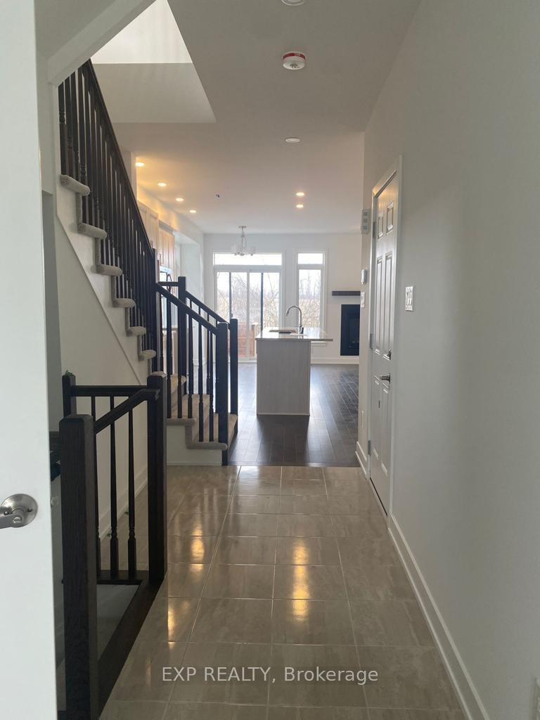 Photo 5 of 31 Nettle Street, Ottawa, Leitrim — HOMEH