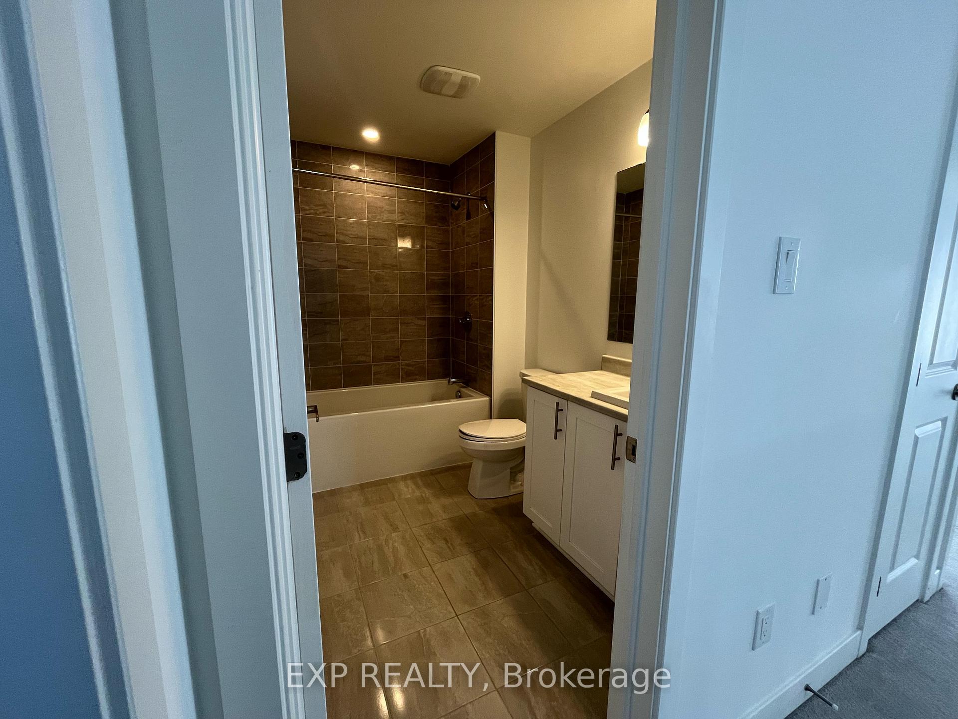Photo 15 of 31 Nettle Street, Ottawa, Leitrim — HOMEH