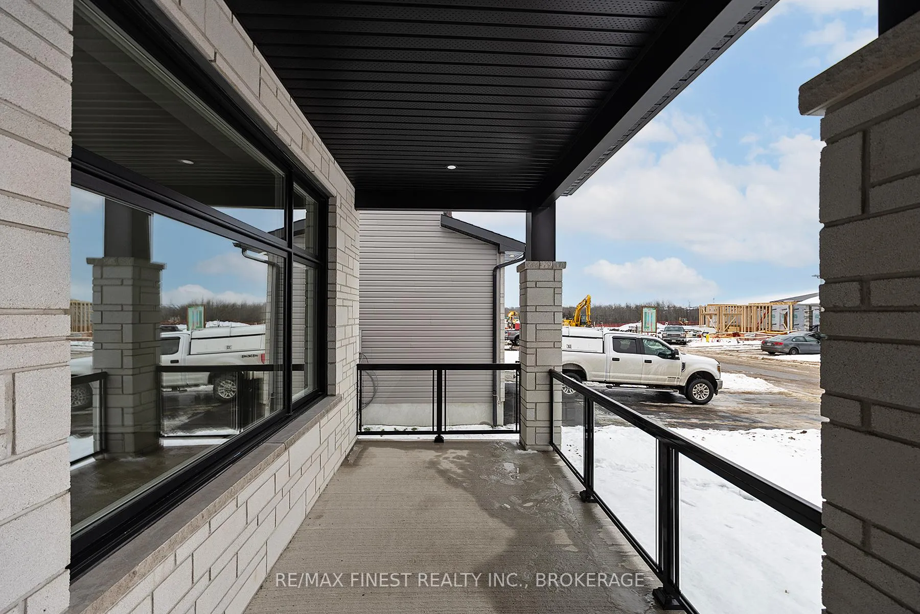 Photo 5 of 1368 Woodfield Crescent, Kingston, City Northwest — HOMEH