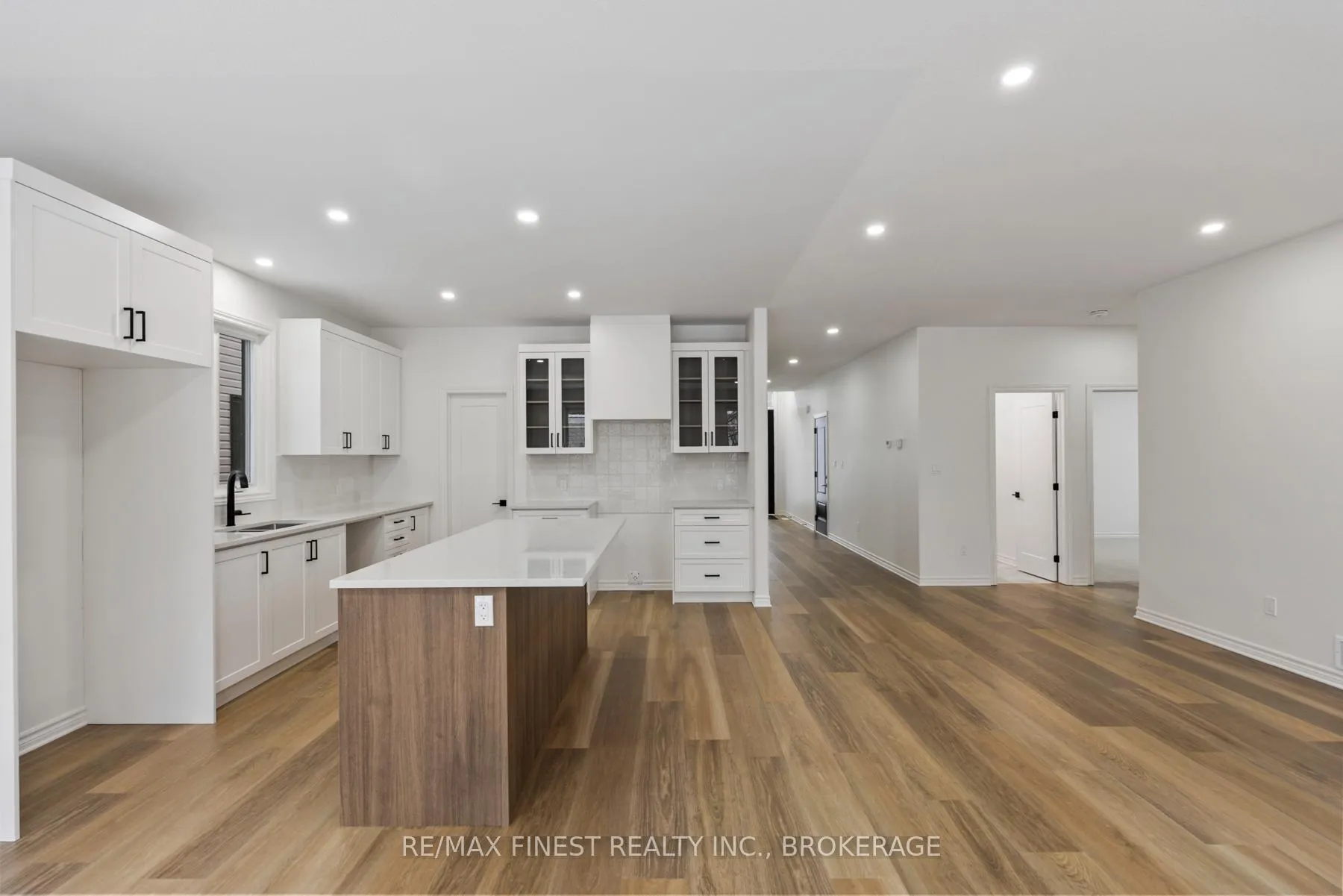 Photo 16 of 1368 Woodfield Crescent, Kingston, City Northwest — HOMEH