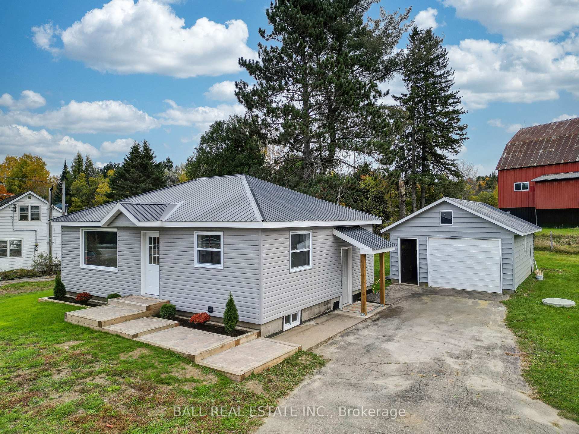 Photo 1 of 33236 Highway 62, Hastings Highlands, Wicklow Ward — HOMEH