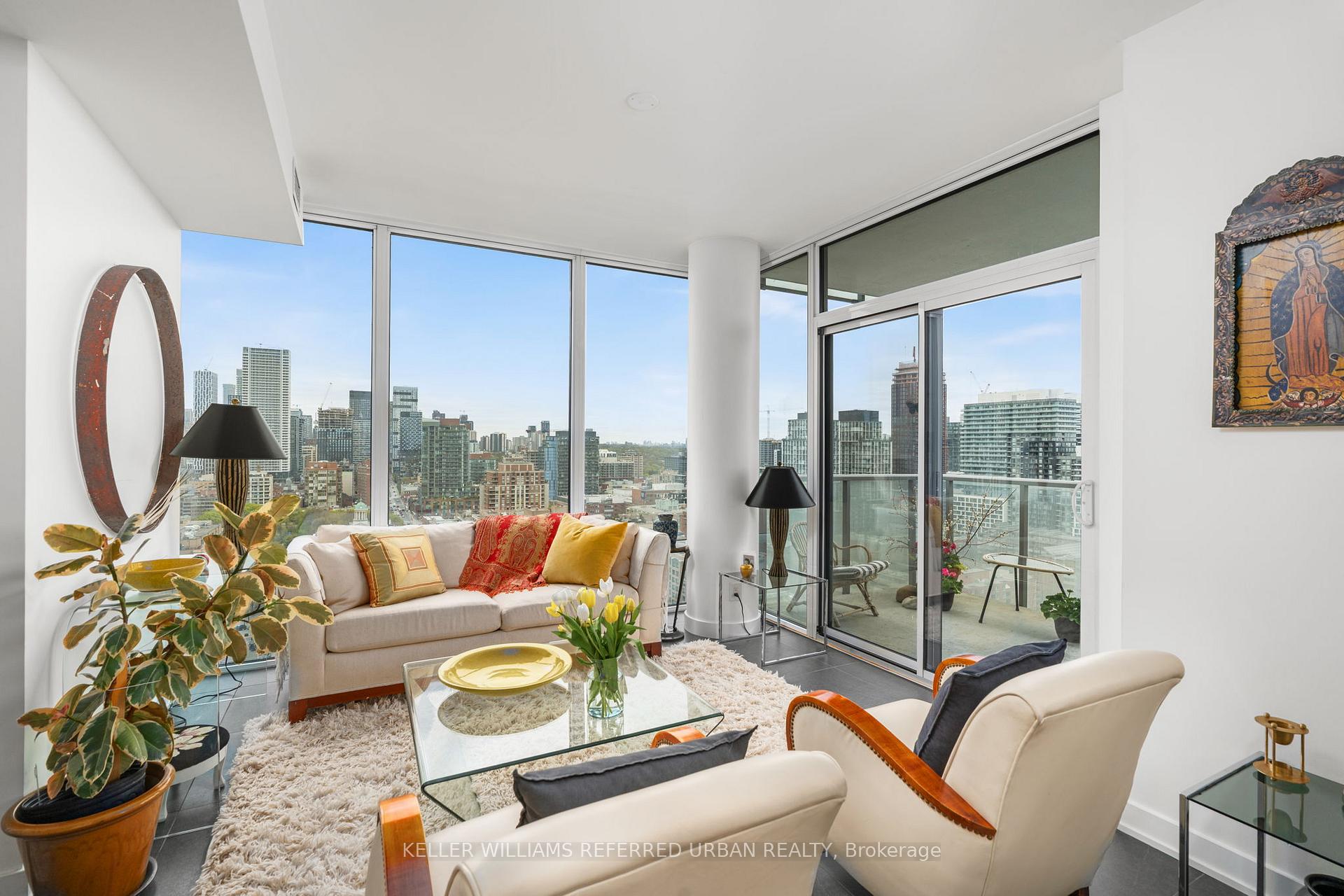 Photo 2 of Unit 2204, 1 Market Street, Toronto, Waterfront Communities — HOMEH