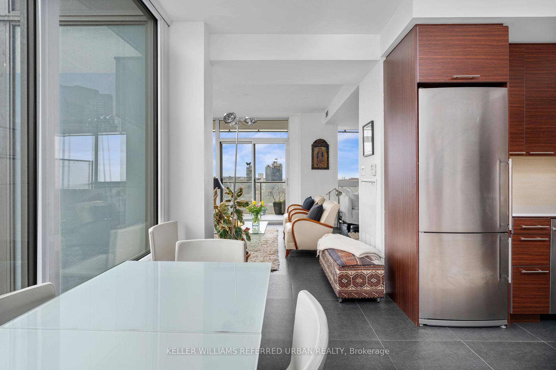 Photo 14 of Unit 2204, 1 Market Street, Toronto, Waterfront Communities — HOMEH
