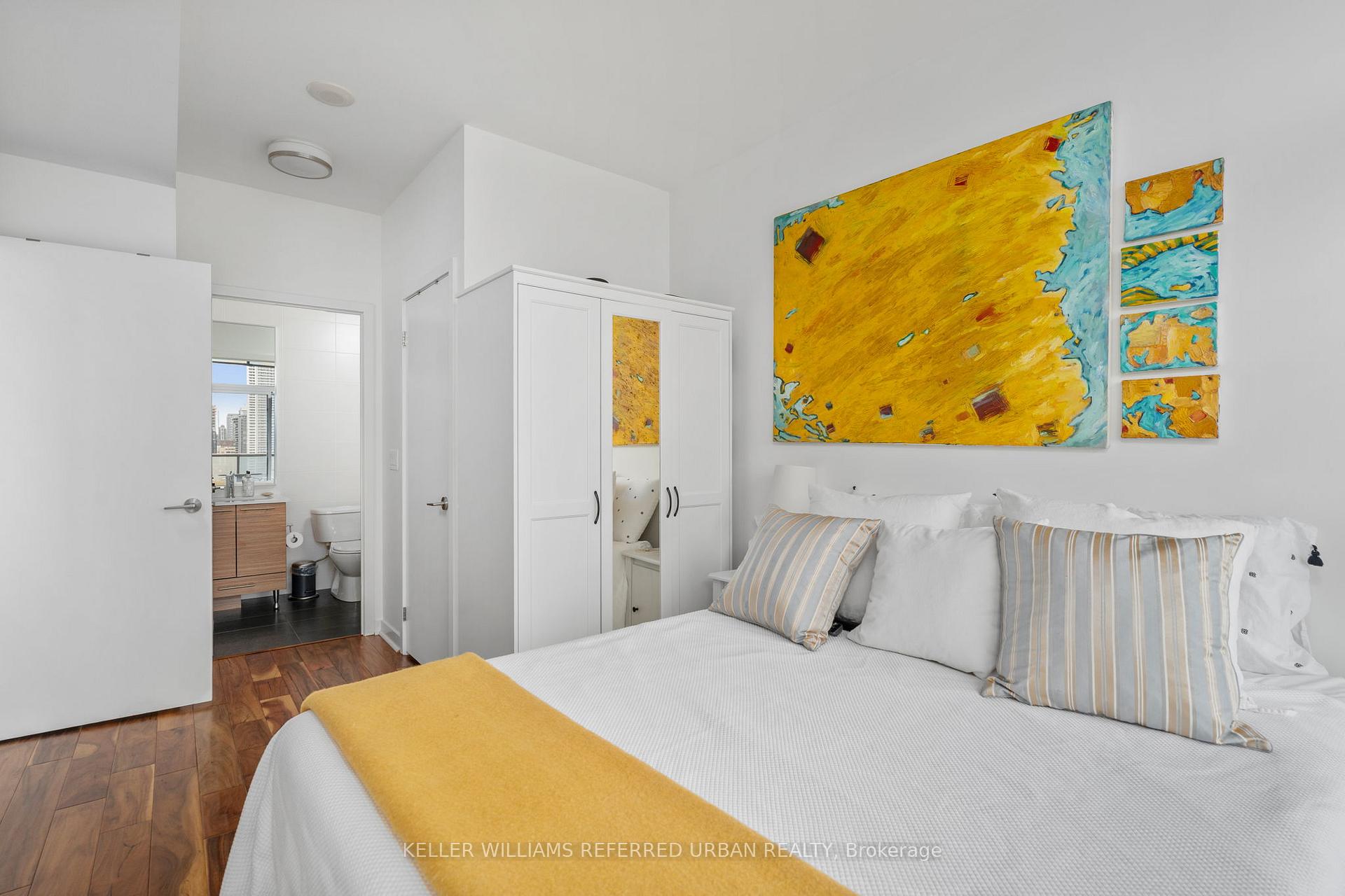 Photo 13 of Unit 2204, 1 Market Street, Toronto, Waterfront Communities — HOMEH