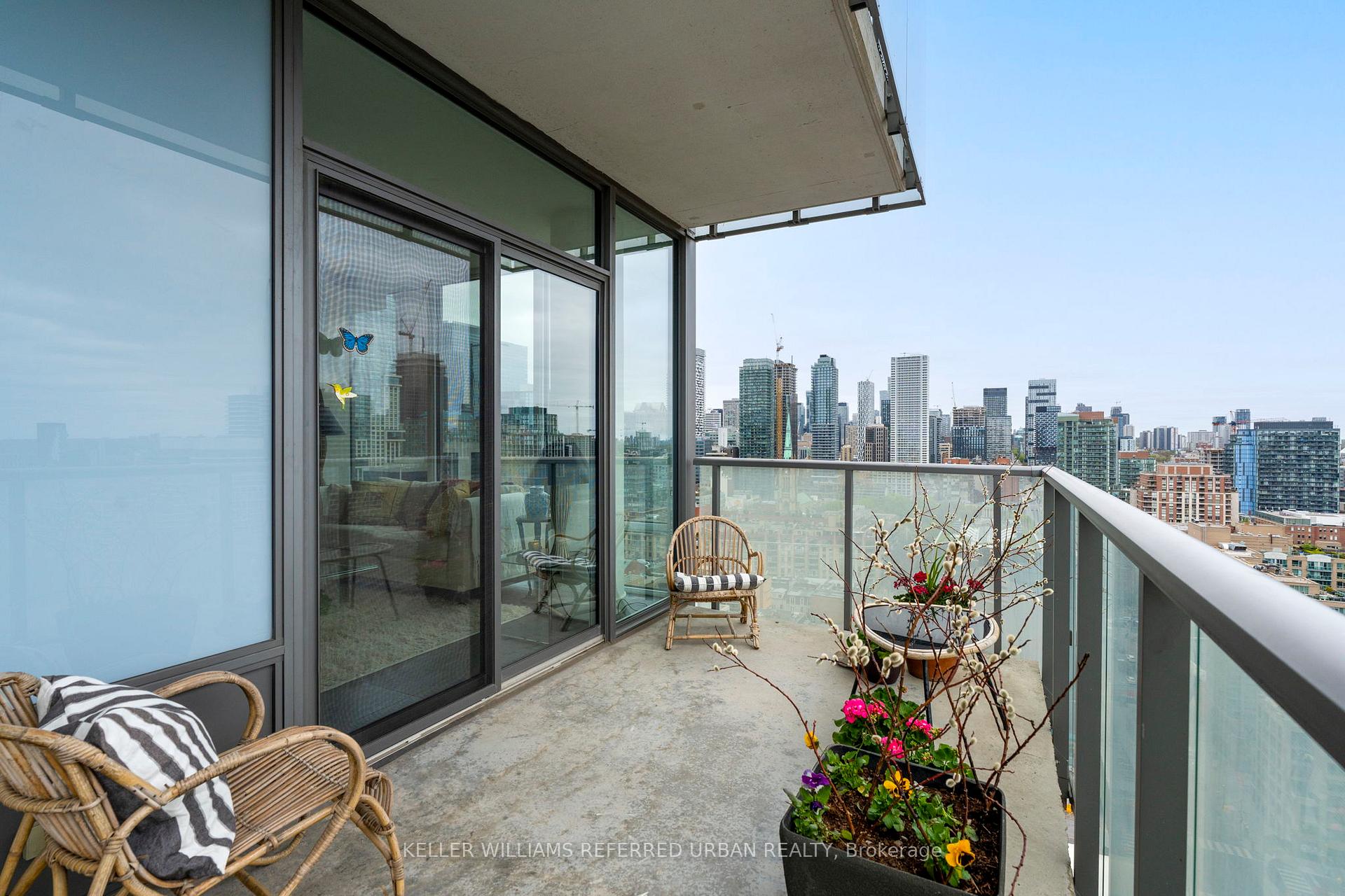 Photo 20 of Unit 2204, 1 Market Street, Toronto, Waterfront Communities — HOMEH
