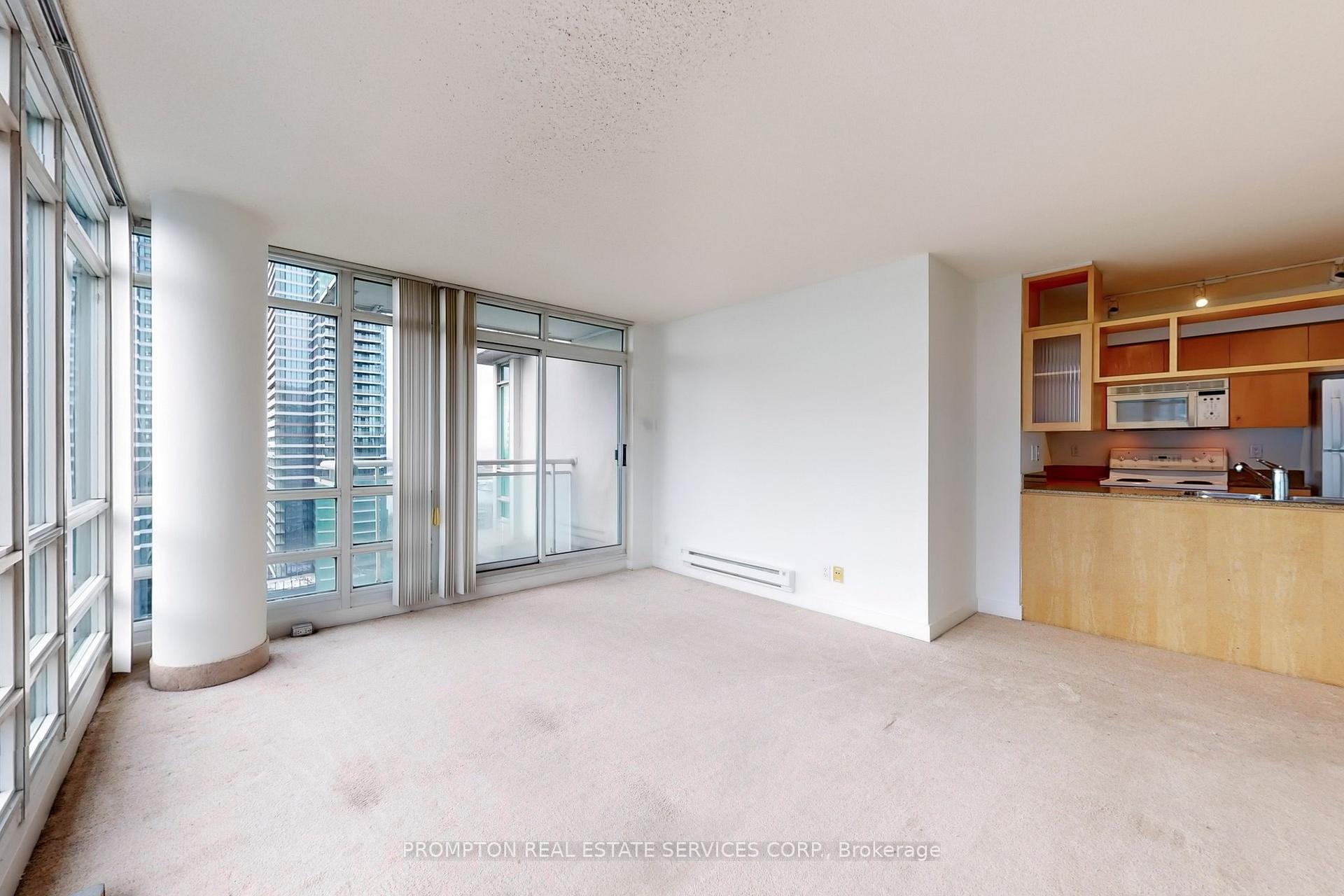Photo 7 of Unit 3310, 397 Front Street W, Toronto, Waterfront Communities — HOMEH