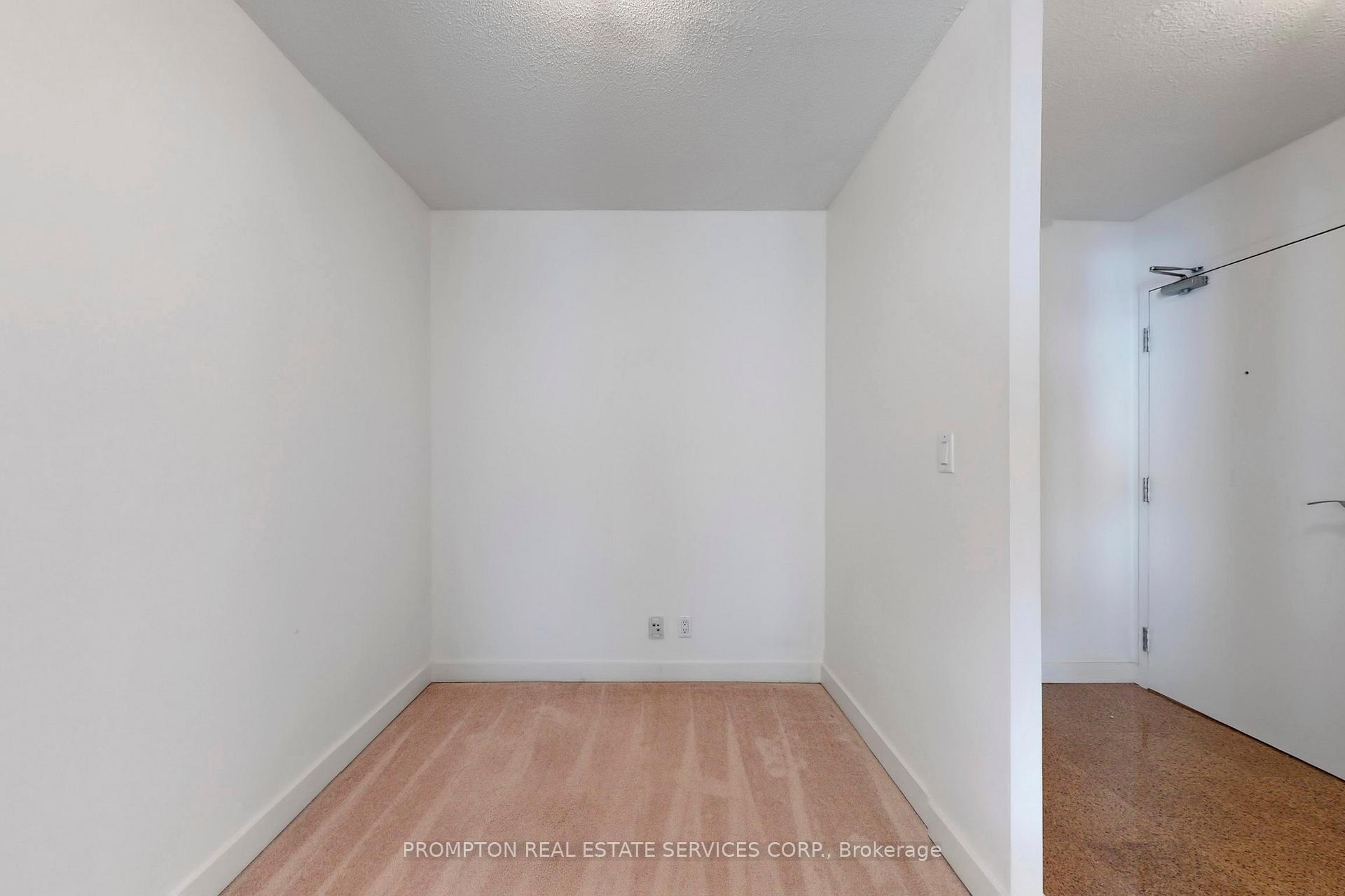 Photo 9 of Unit 3310, 397 Front Street W, Toronto, Waterfront Communities — HOMEH