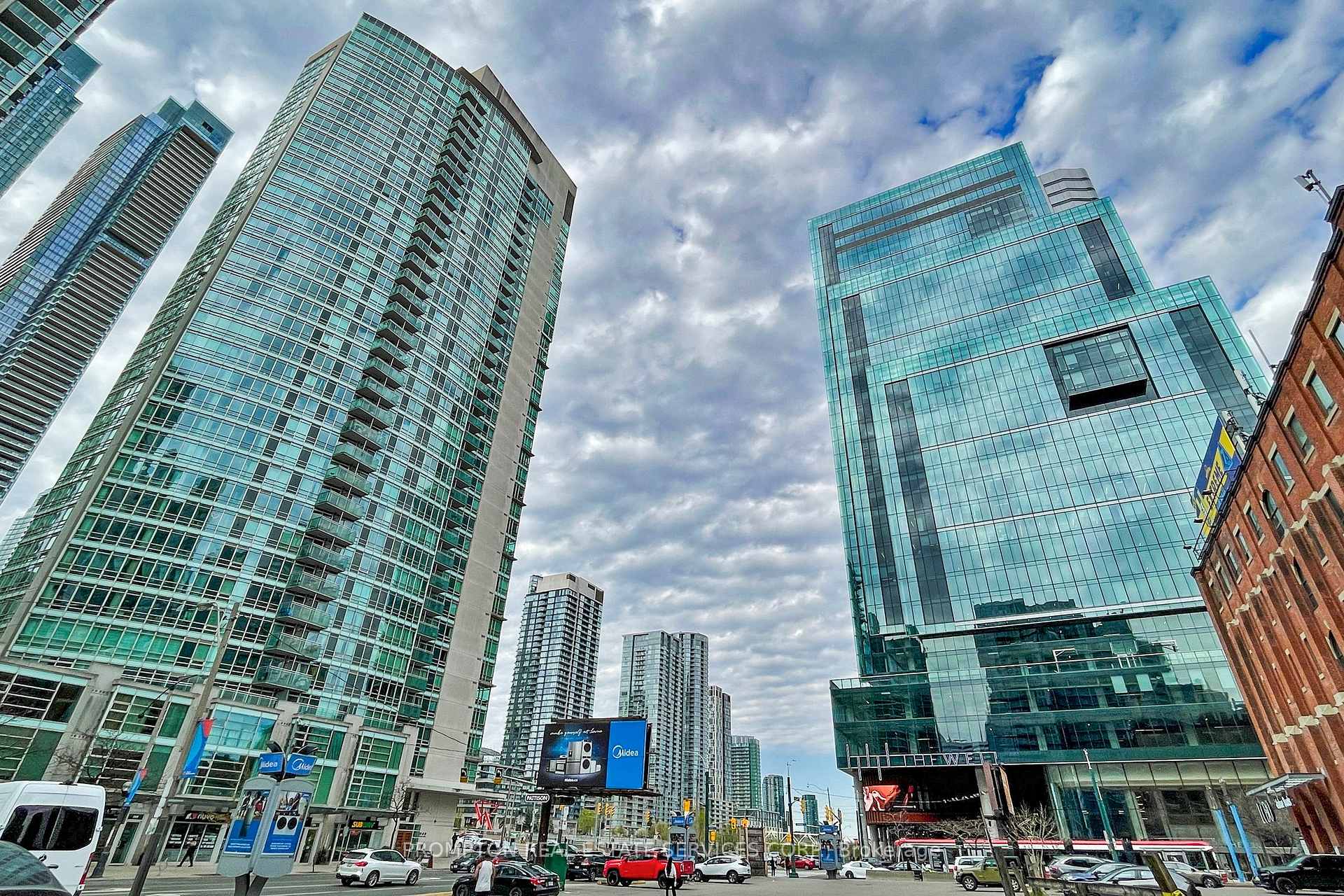 Photo 32 of Unit 3310, 397 Front Street W, Toronto, Waterfront Communities — HOMEH