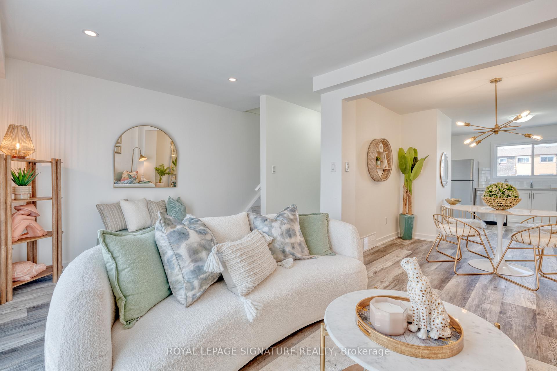 Photo 9 of Unit 28, 20 Anna Capri Drive, Hamilton, Templemead — HOMEH