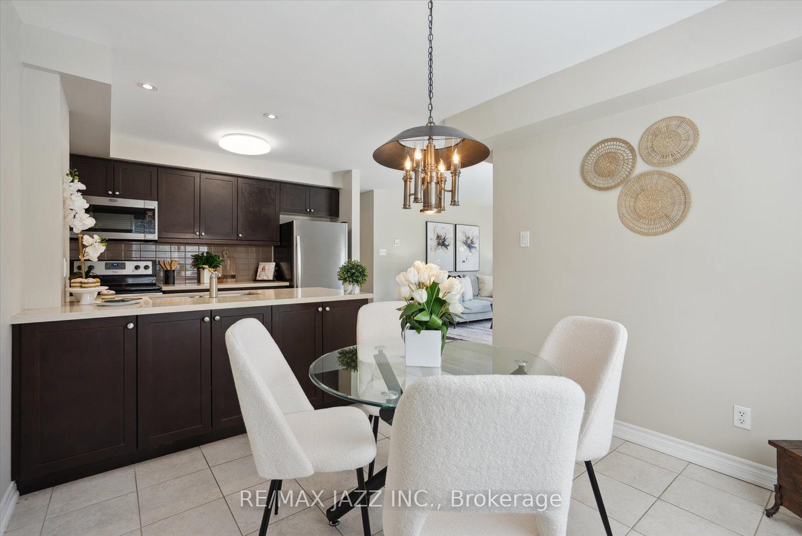 Photo 9 of Unit 101, 132 Aspen Springs Drive, Clarington, Bowmanville — HOMEH