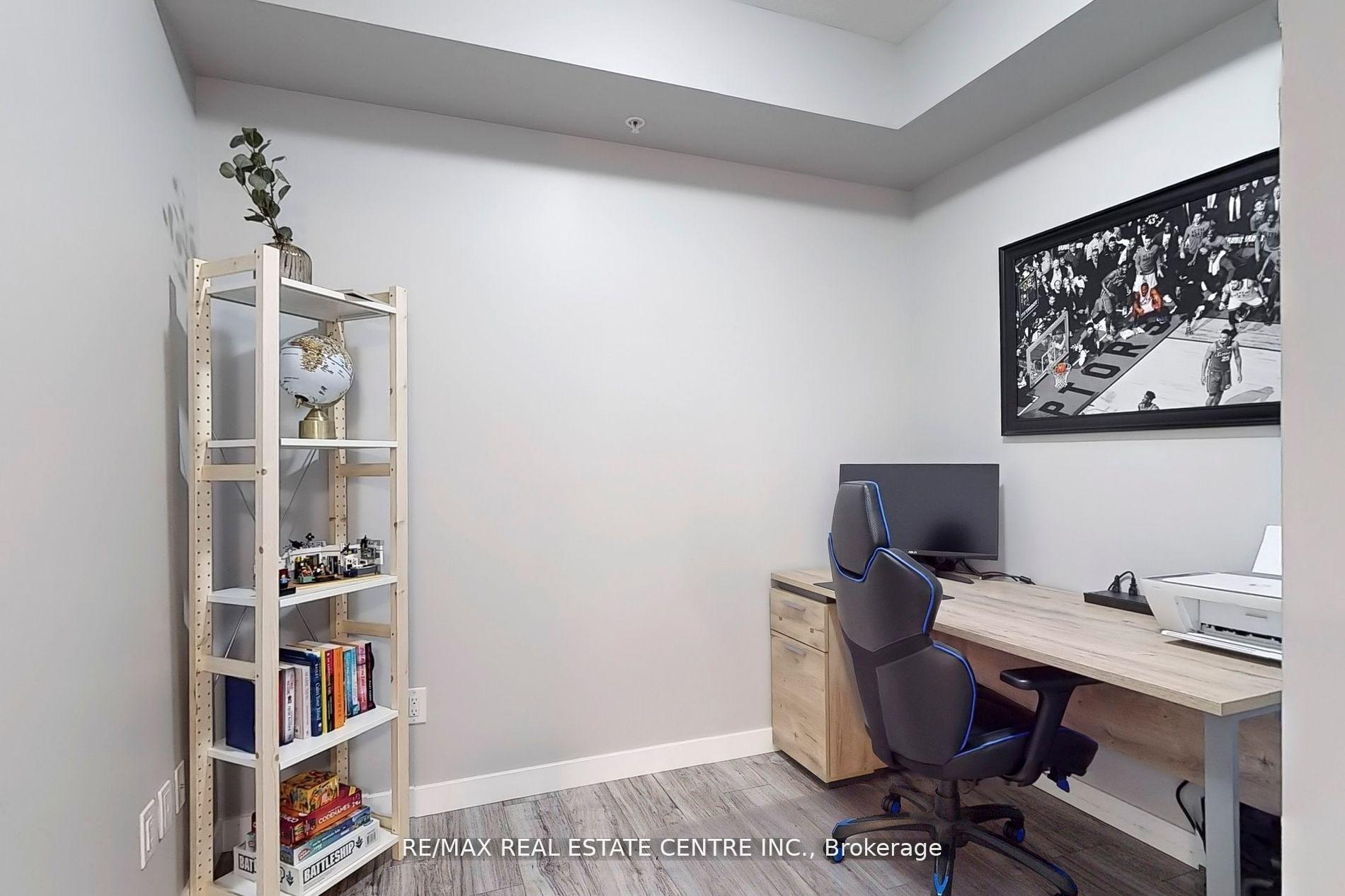 Photo 10 of Unit 305, 81 Robinson Street, Hamilton, Corktown — HOMEH