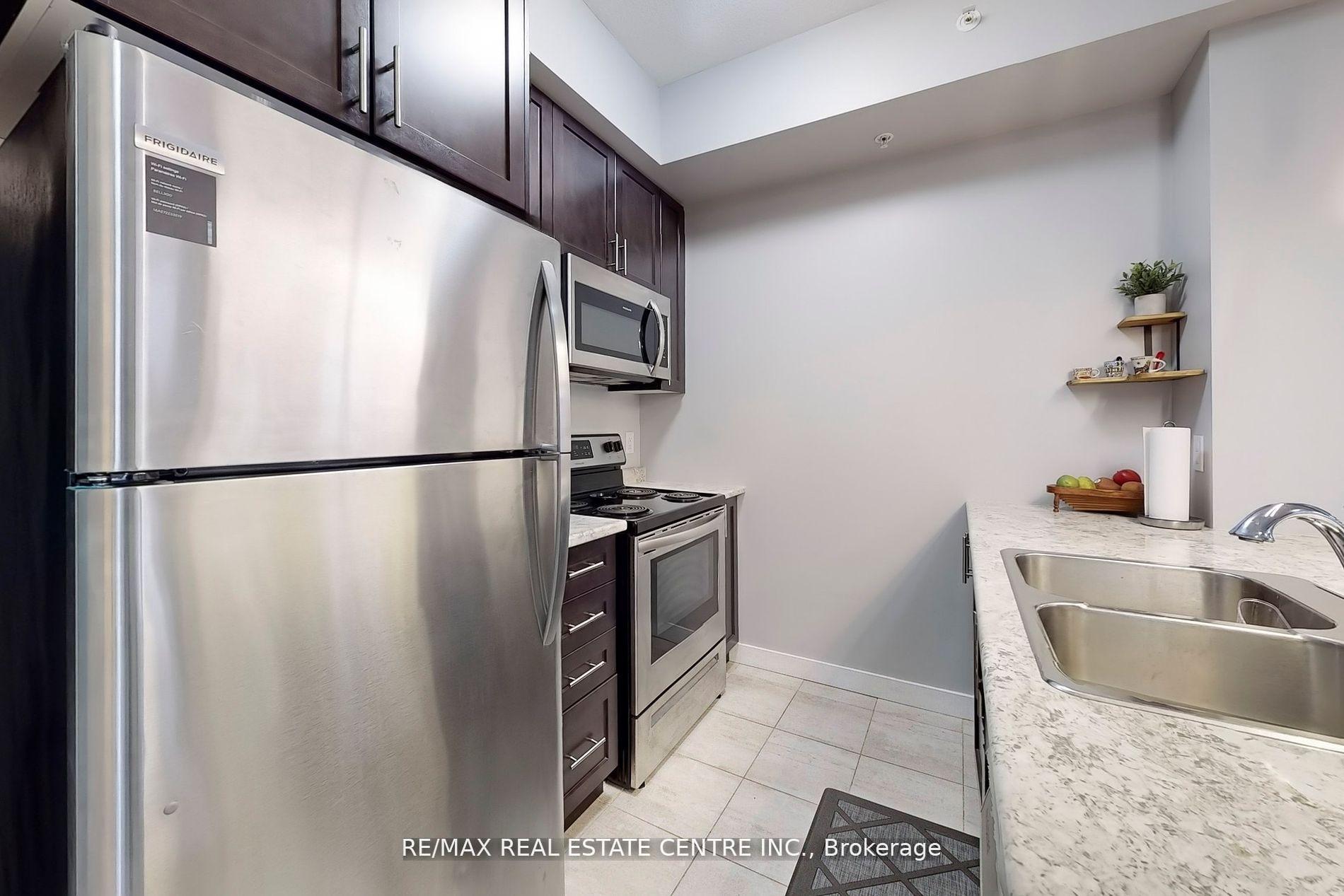 Photo 12 of Unit 305, 81 Robinson Street, Hamilton, Corktown — HOMEH