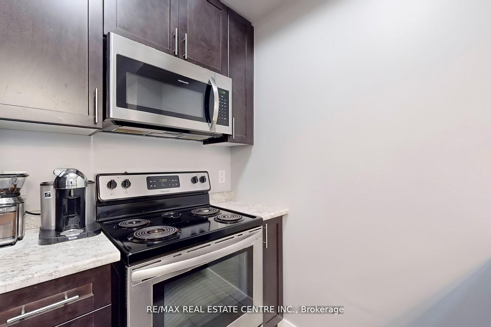 Photo 13 of Unit 305, 81 Robinson Street, Hamilton, Corktown — HOMEH