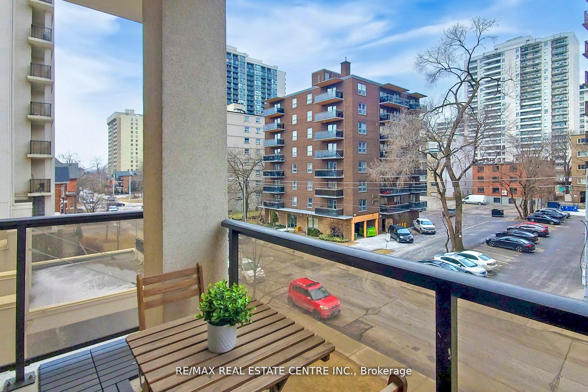 Photo 28 of Unit 305, 81 Robinson Street, Hamilton, Corktown — HOMEH