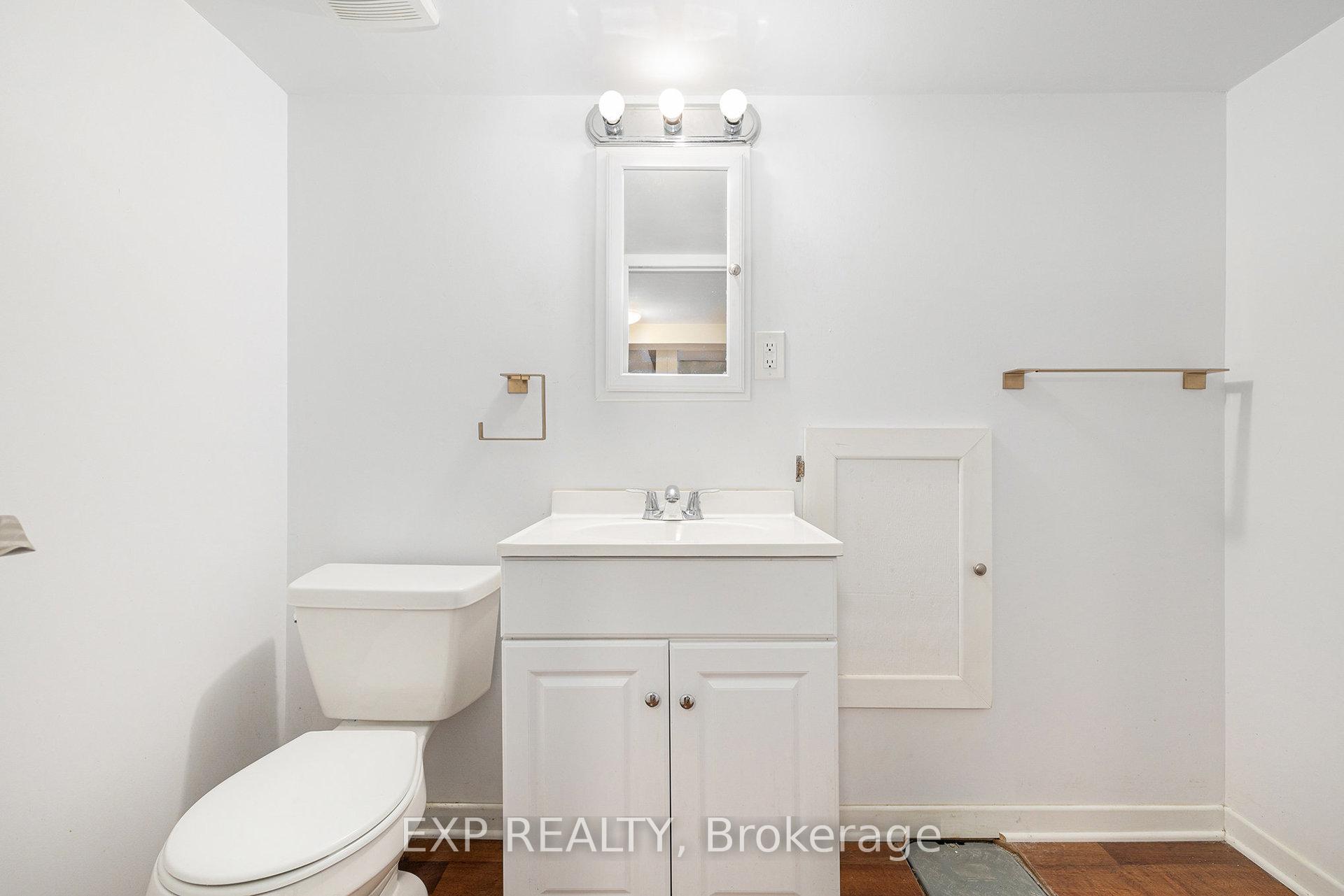 Photo 10 of 63 Withrow Avenue, Ottawa, Meadowlands/St. Claire Gardens — HOMEH