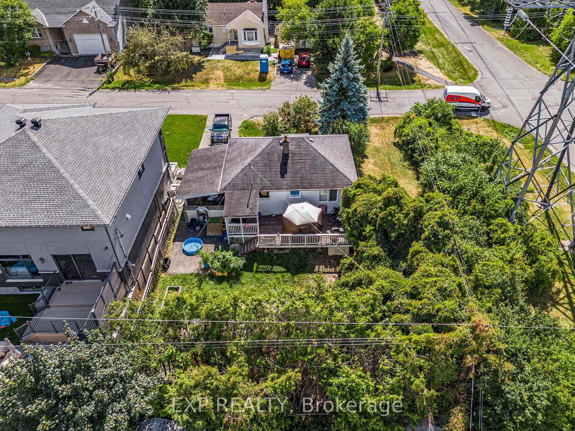 Photo 14 of 63 Withrow Avenue, Ottawa, Meadowlands/St. Claire Gardens — HOMEH