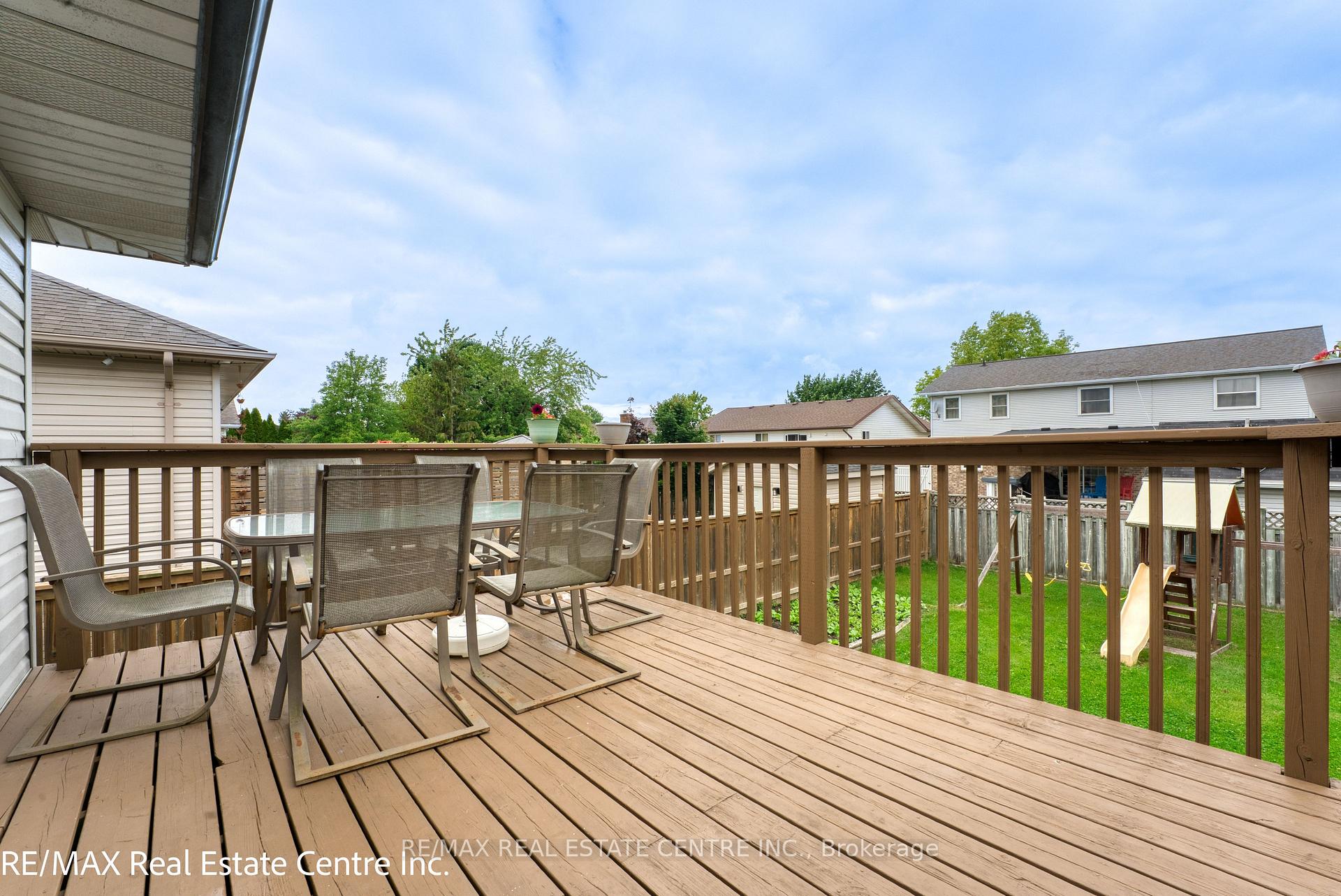 Photo 35 of 1616 Birchwood Crescent, Lakeshore — HOMEH