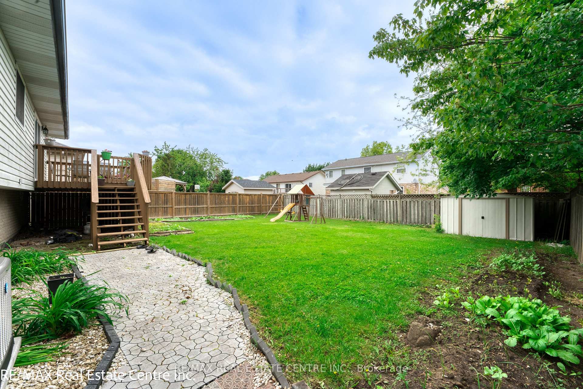 Photo 36 of 1616 Birchwood Crescent, Lakeshore — HOMEH