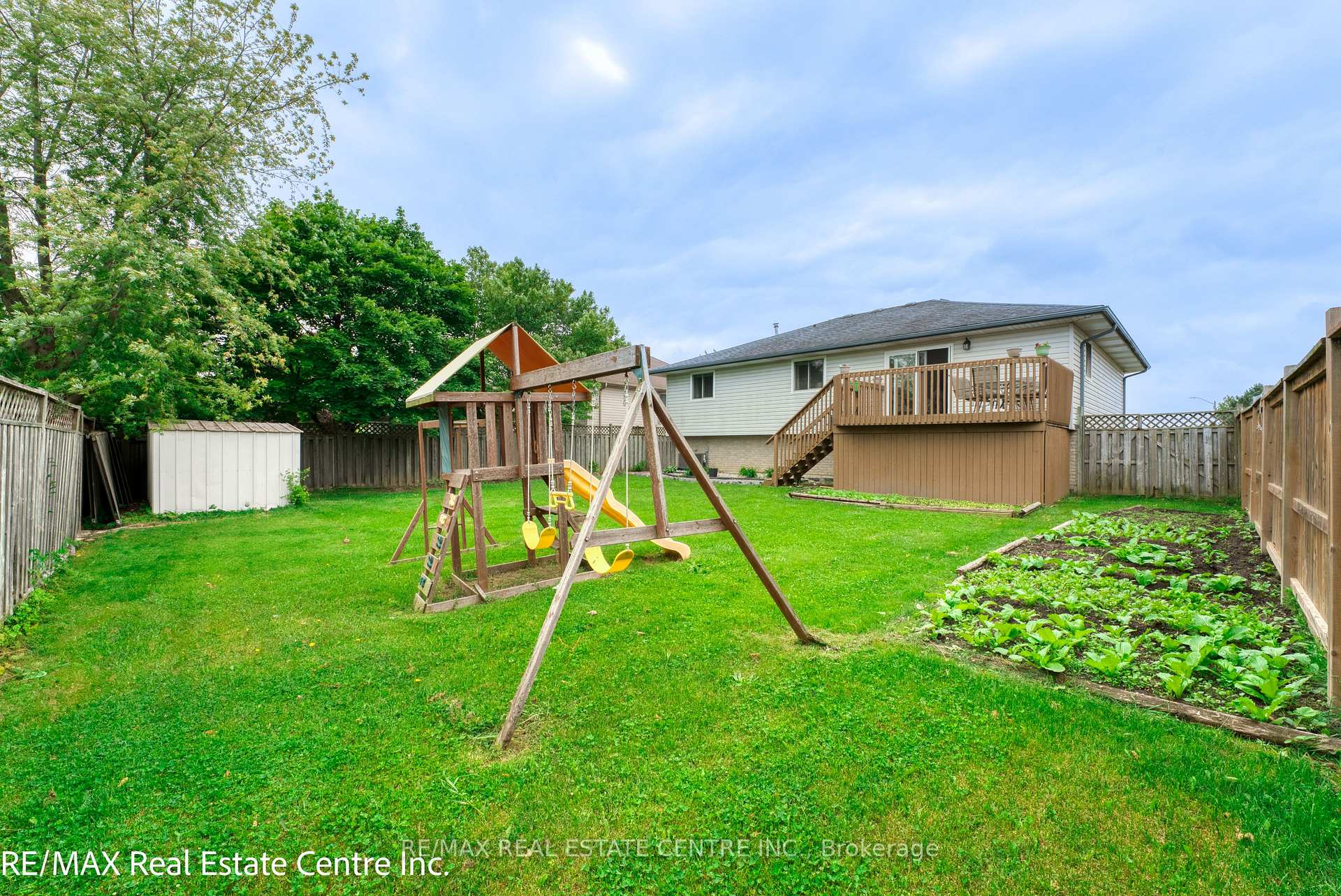 Photo 40 of 1616 Birchwood Crescent, Lakeshore — HOMEH