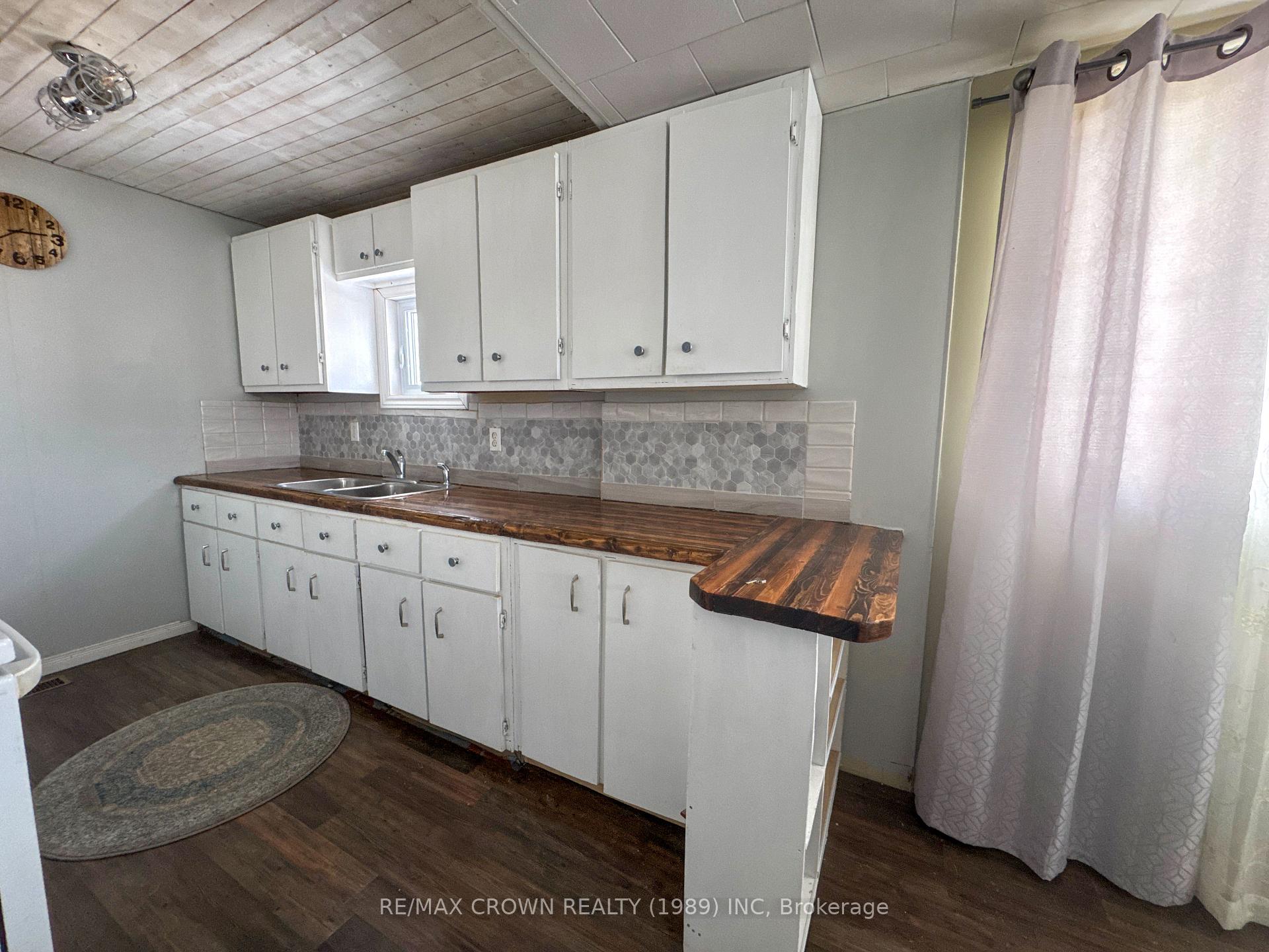 Photo 5 of 206 Drouin Road, Mattice-Val Cote — HOMEH