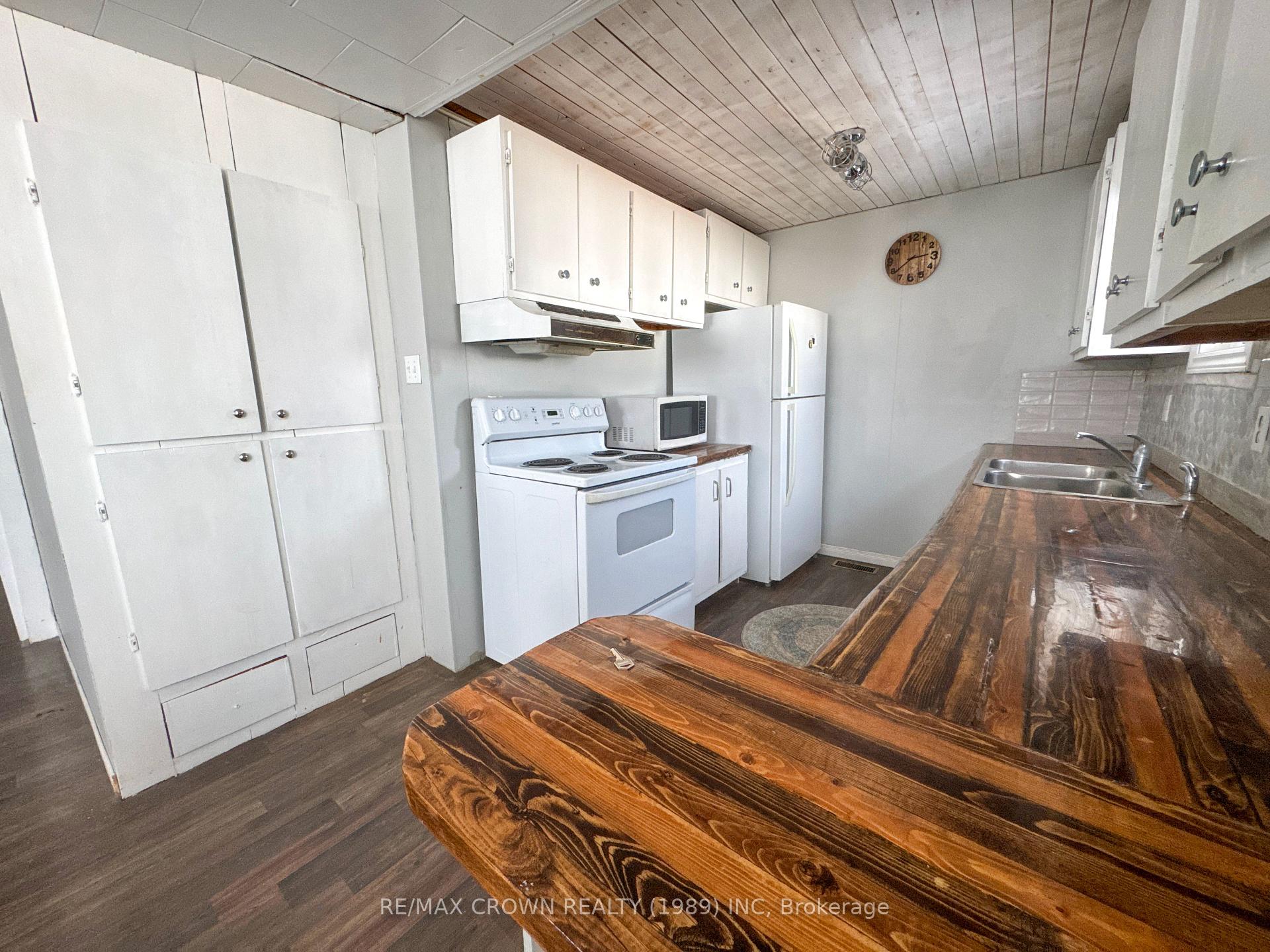 Photo 6 of 206 Drouin Road, Mattice-Val Cote — HOMEH