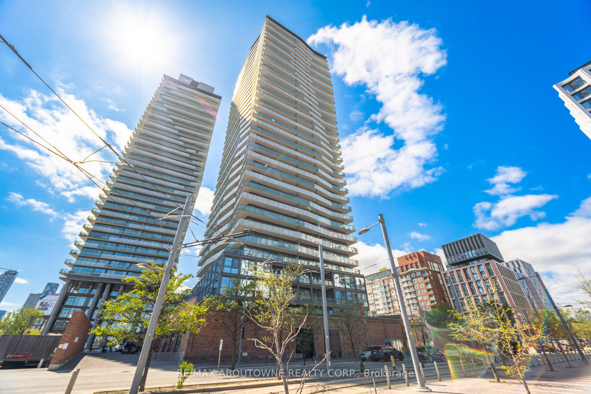 Photo 4 of Unit 2310, 390 Cherry Street, Toronto, Waterfront Communities — HOMEH