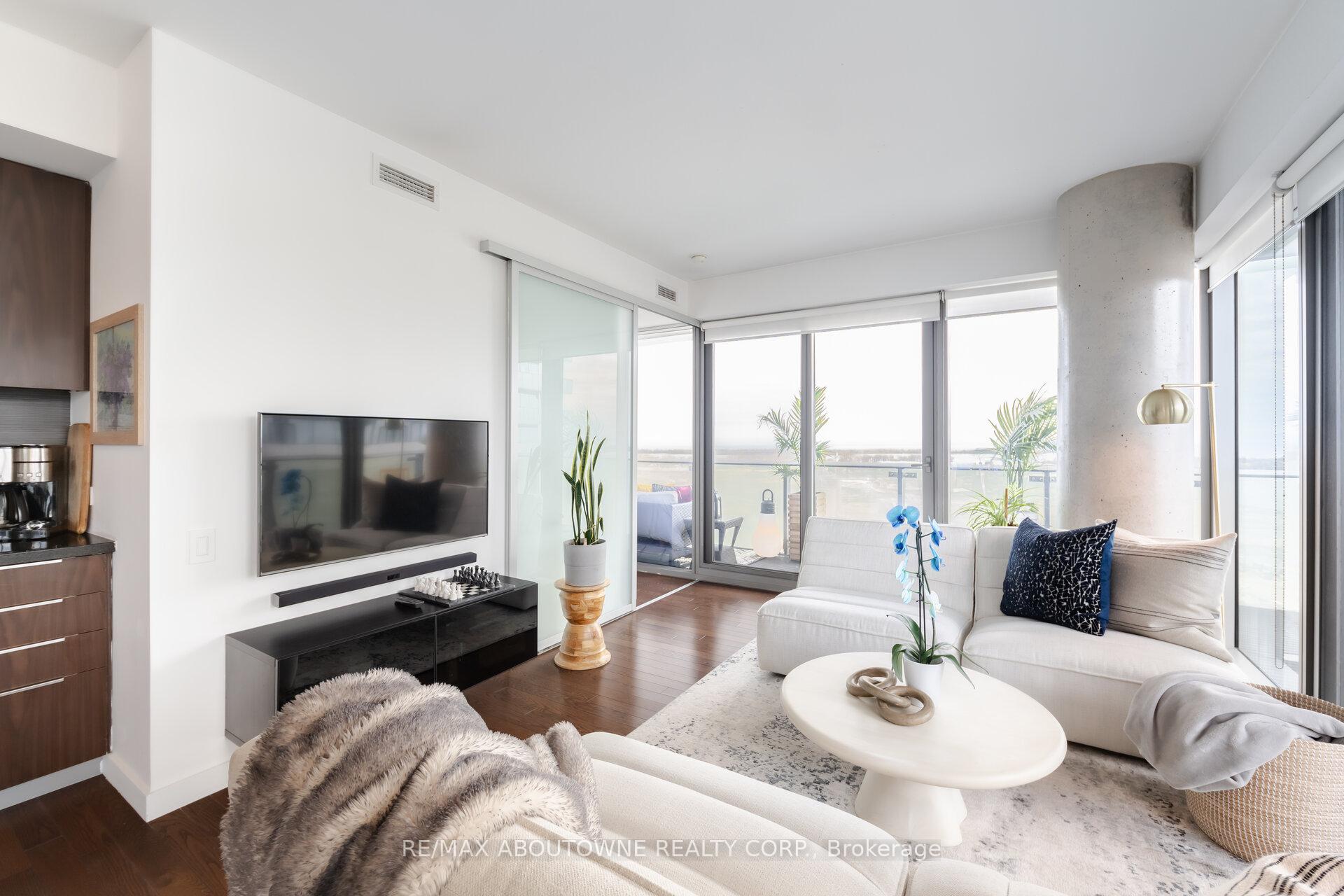 Photo 13 of Unit 2310, 390 Cherry Street, Toronto, Waterfront Communities — HOMEH