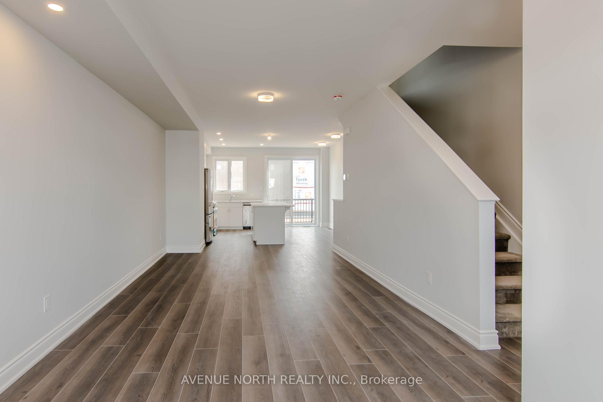 Photo 8 of 1404 Hemlock Road, Ottawa, CFB Rockcliffe and Area — HOMEH